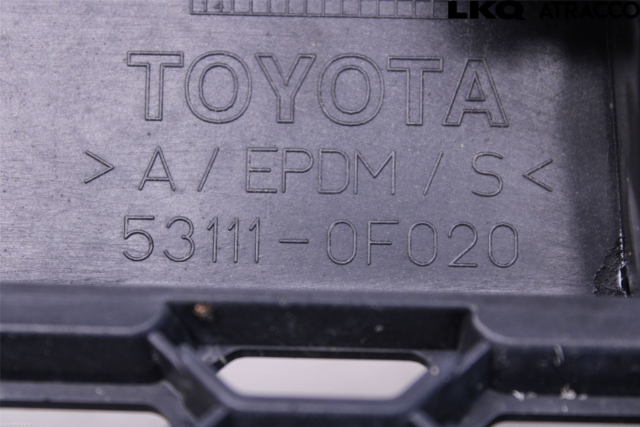 Toyota COROLLA 02-07 Grill Komplett