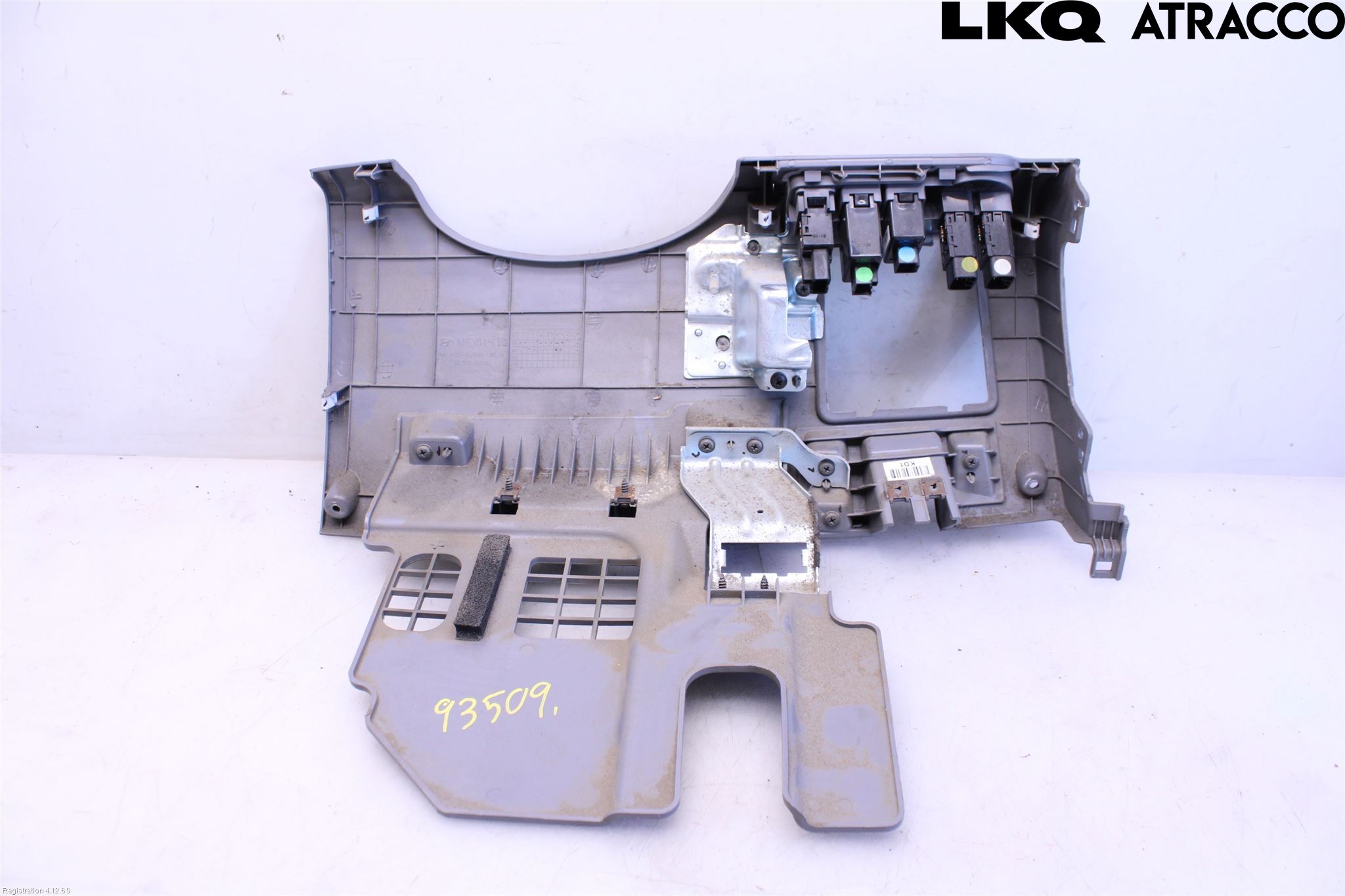 Hyundai H-1/STAREX 08-21 Innr Dashbord Sparkeplate