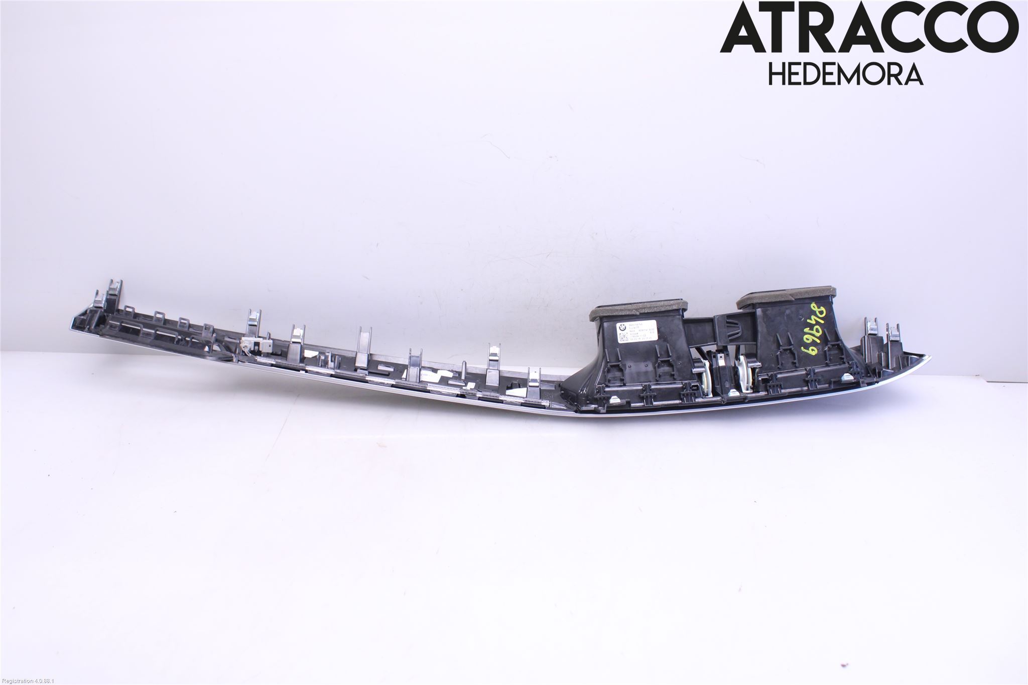 BMW X1 F48 15-22 Dashbord Kanal - Dyse