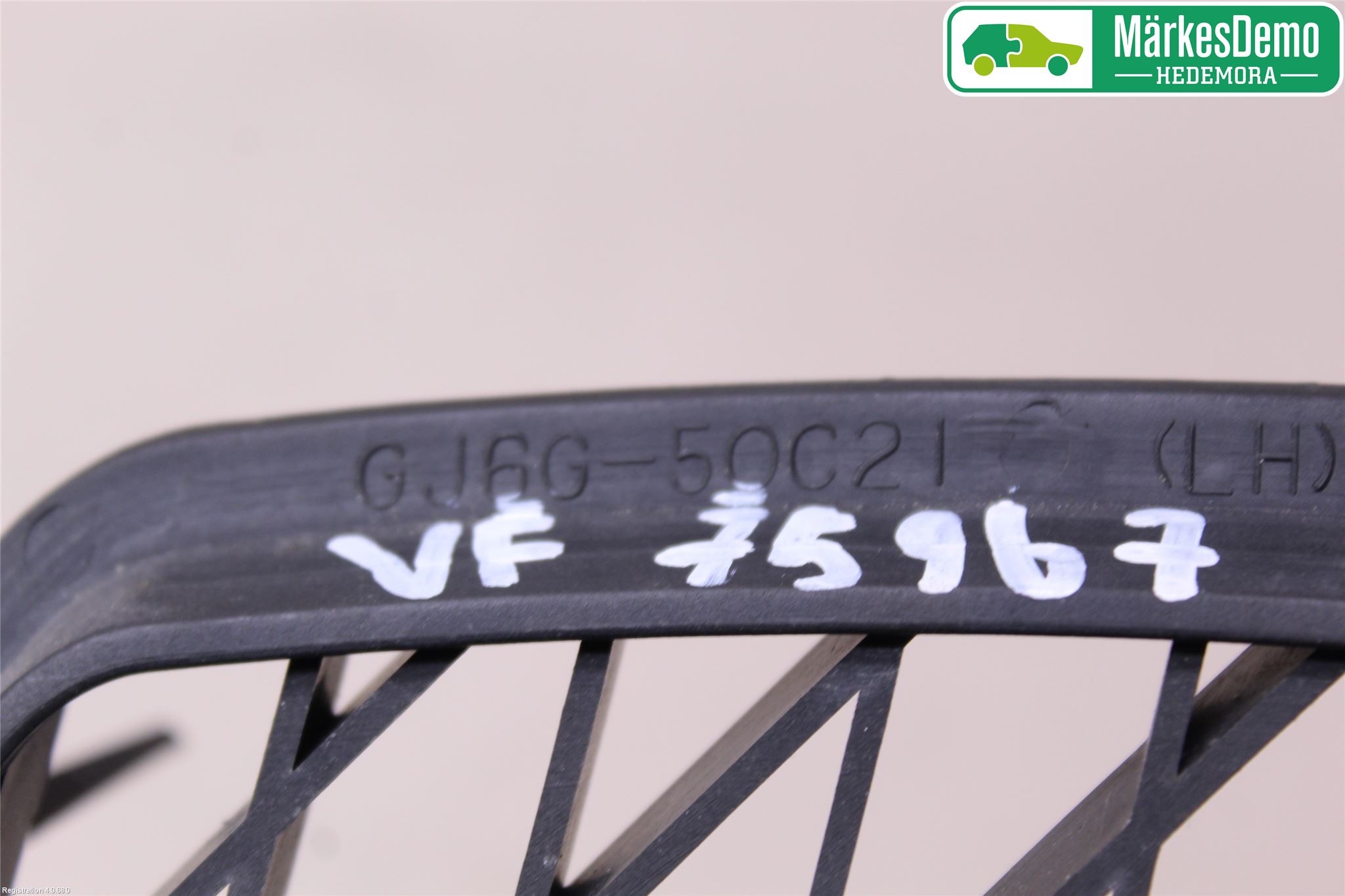 Mazda 6 02-08 Grilldel Venstre