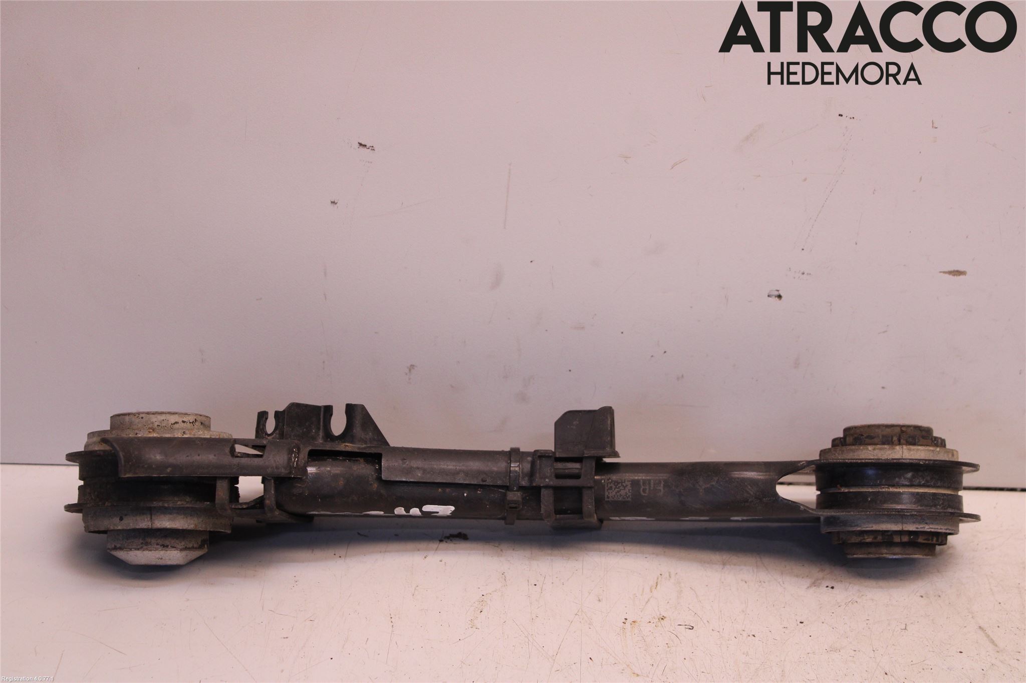 BMW 5 G30/G31/F90 17-23 Bærearm Bak Høyre Øvre