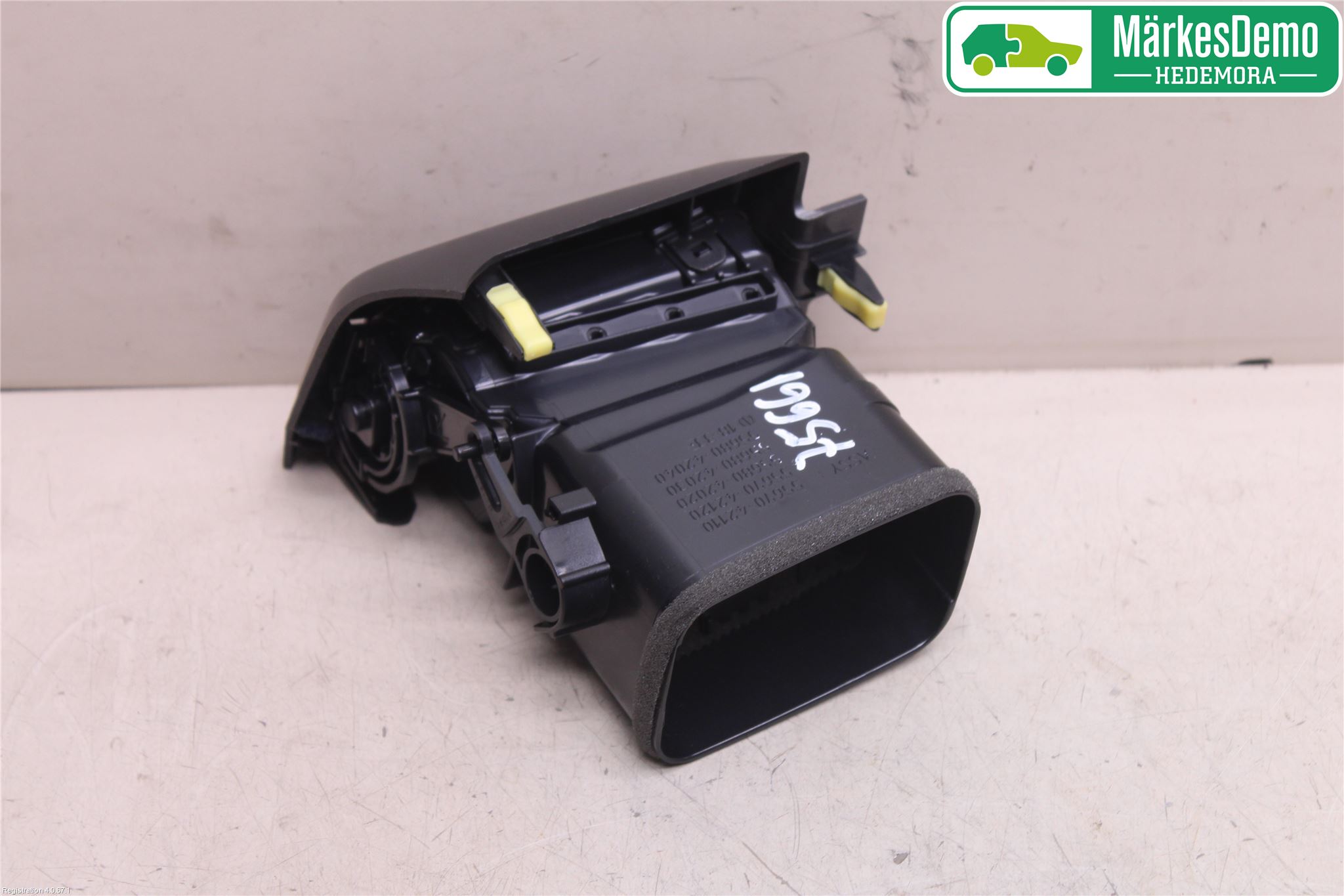Toyota RAV4 13-18 Dashbord Kanal - Dyse