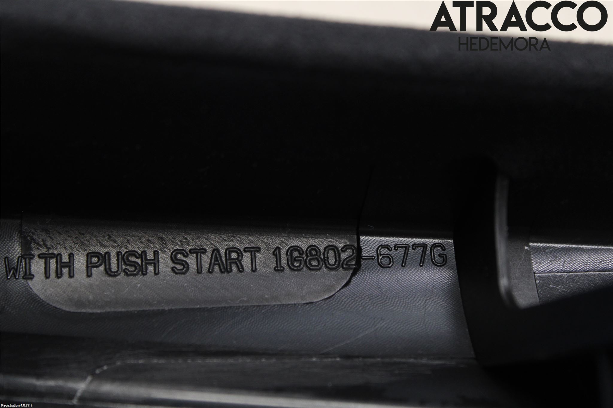 Toyota RAV4 13-18 Innr Dekor Instrbord