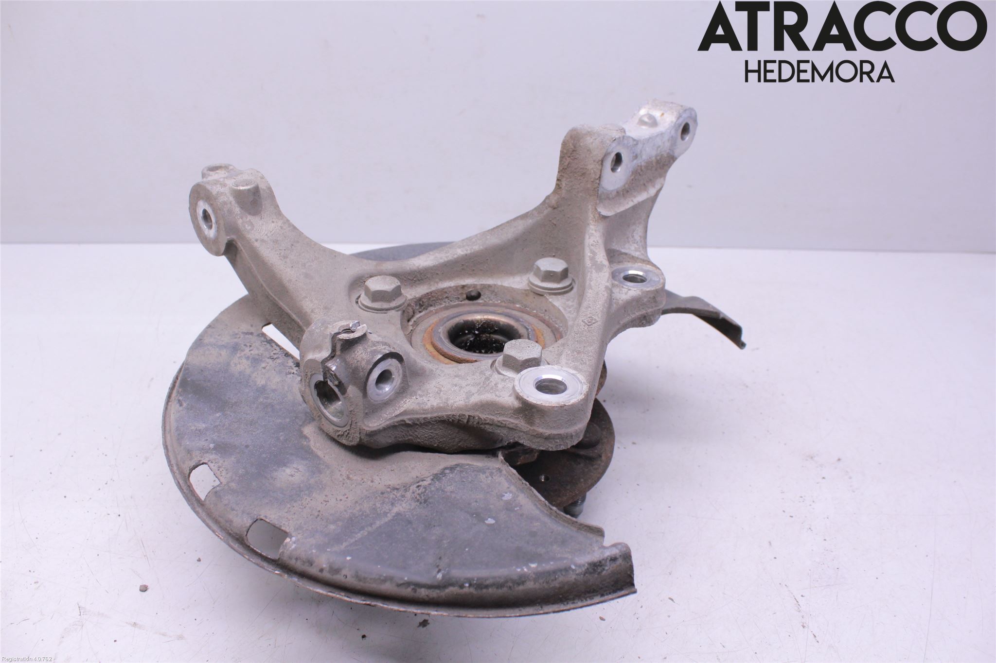 Opel INSIGNIA 09-16 Spindel Vf