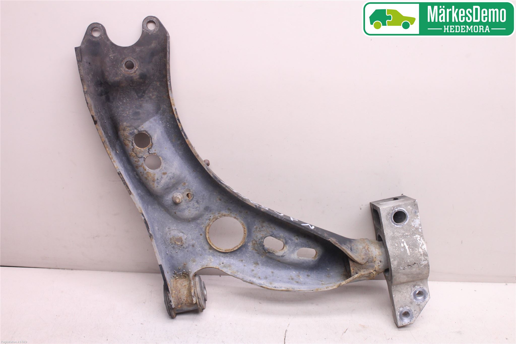 Volkswagen VW PASSAT CC 08-16 Bærearm Foran Venstre Nedre