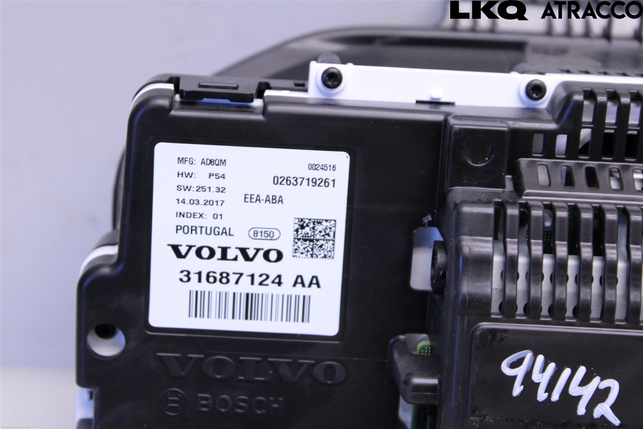 Volvo V90 CROSS COUNTRY 17->> Instr Kombinert