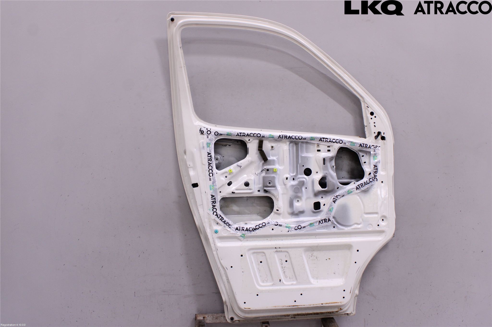 Toyota HI-ACE 06-12 Dør 4D Foran Venstre