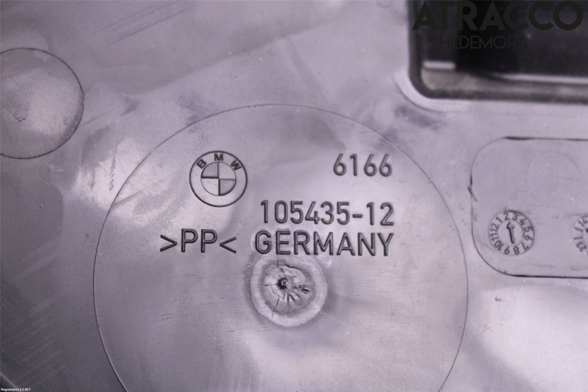 BMW 5 G30/G31/F90 17-23 Spylerbeholder Frontrute-Lykte