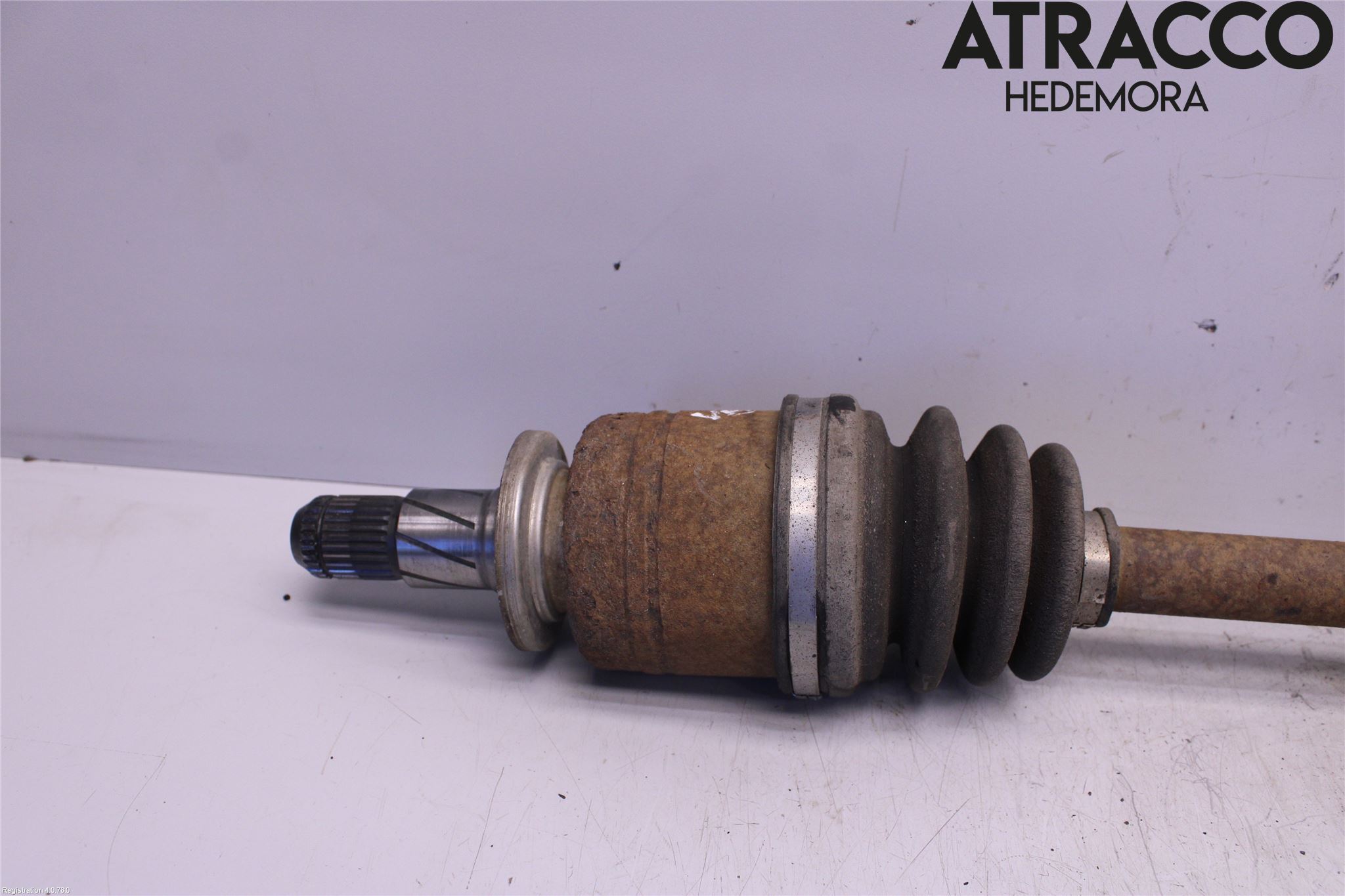 Subaru B9 TRIBECA  06-07 Drivaksel Bak Kompl Venstre