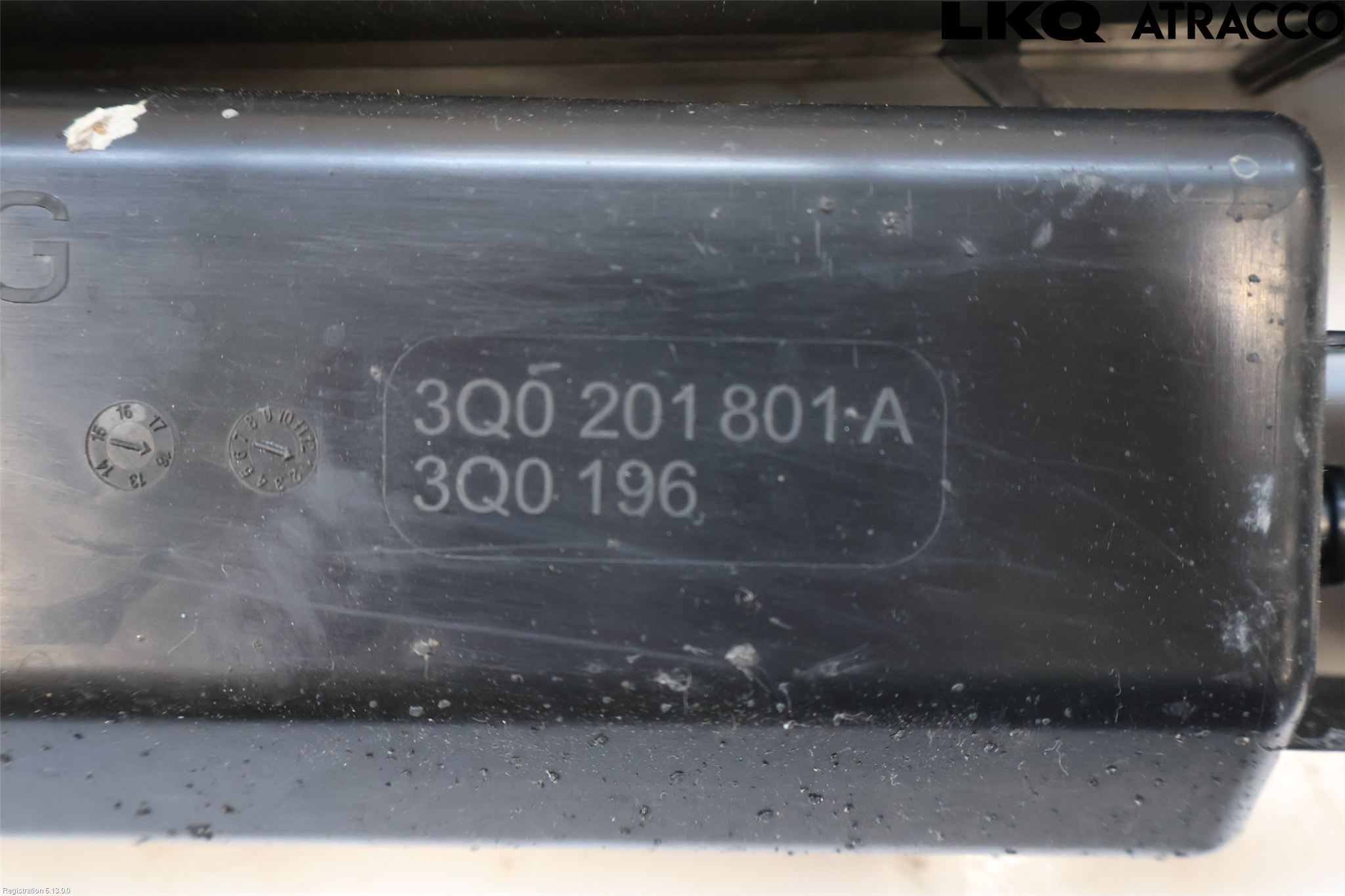 Volkswagen VW PASSAT 15-19 Drivstoff Kolkanister