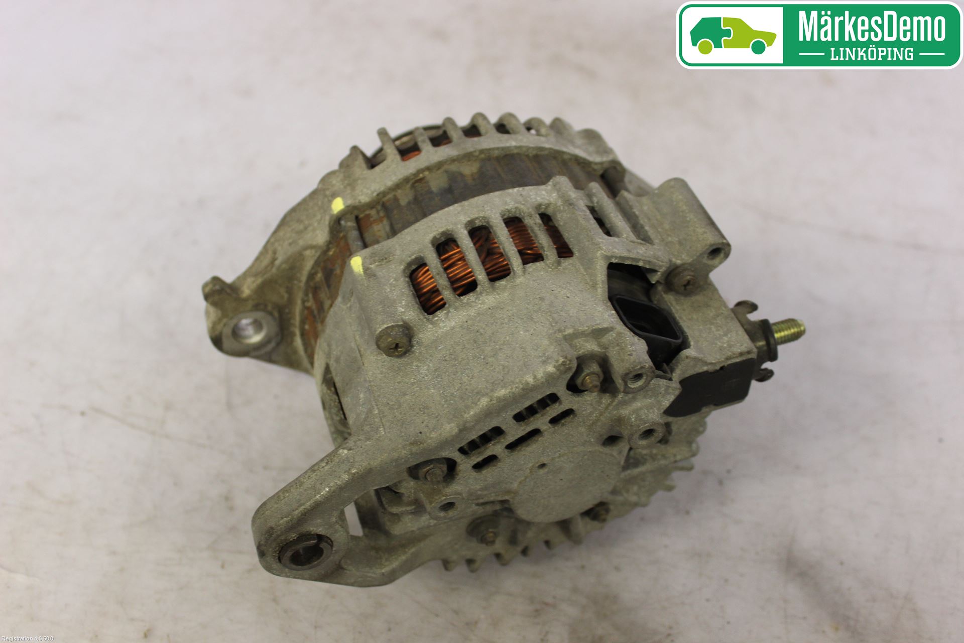 Nissan ALMERA    00-06 Dynamo