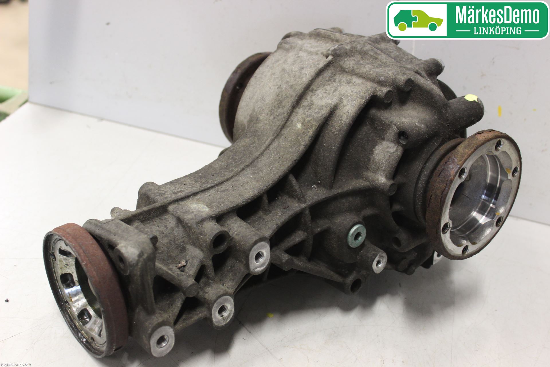 Audi A4/S4 05-07 Bakaksel Kardang Bak -Diff