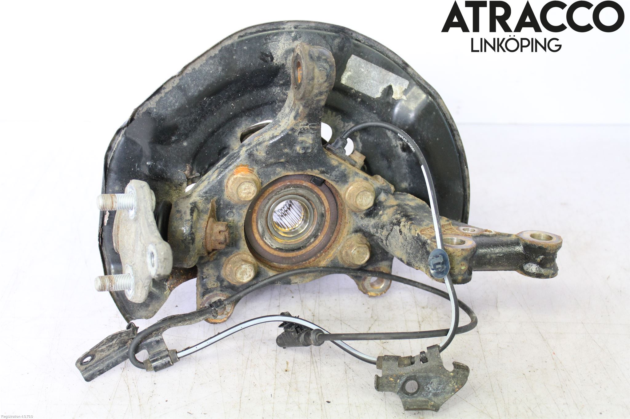 Toyota AURIS 13-19 Spindel Vf