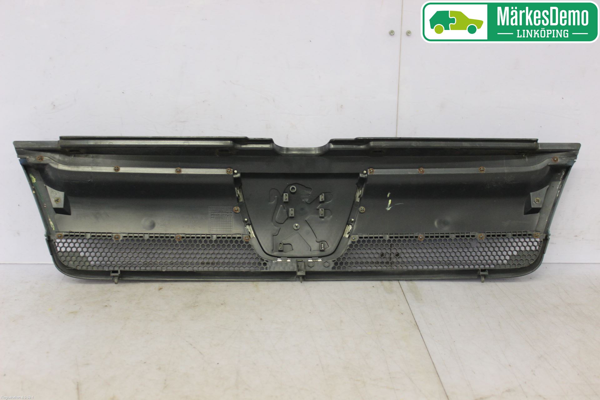 Peugeot BOXER      02- Grill Komplett
