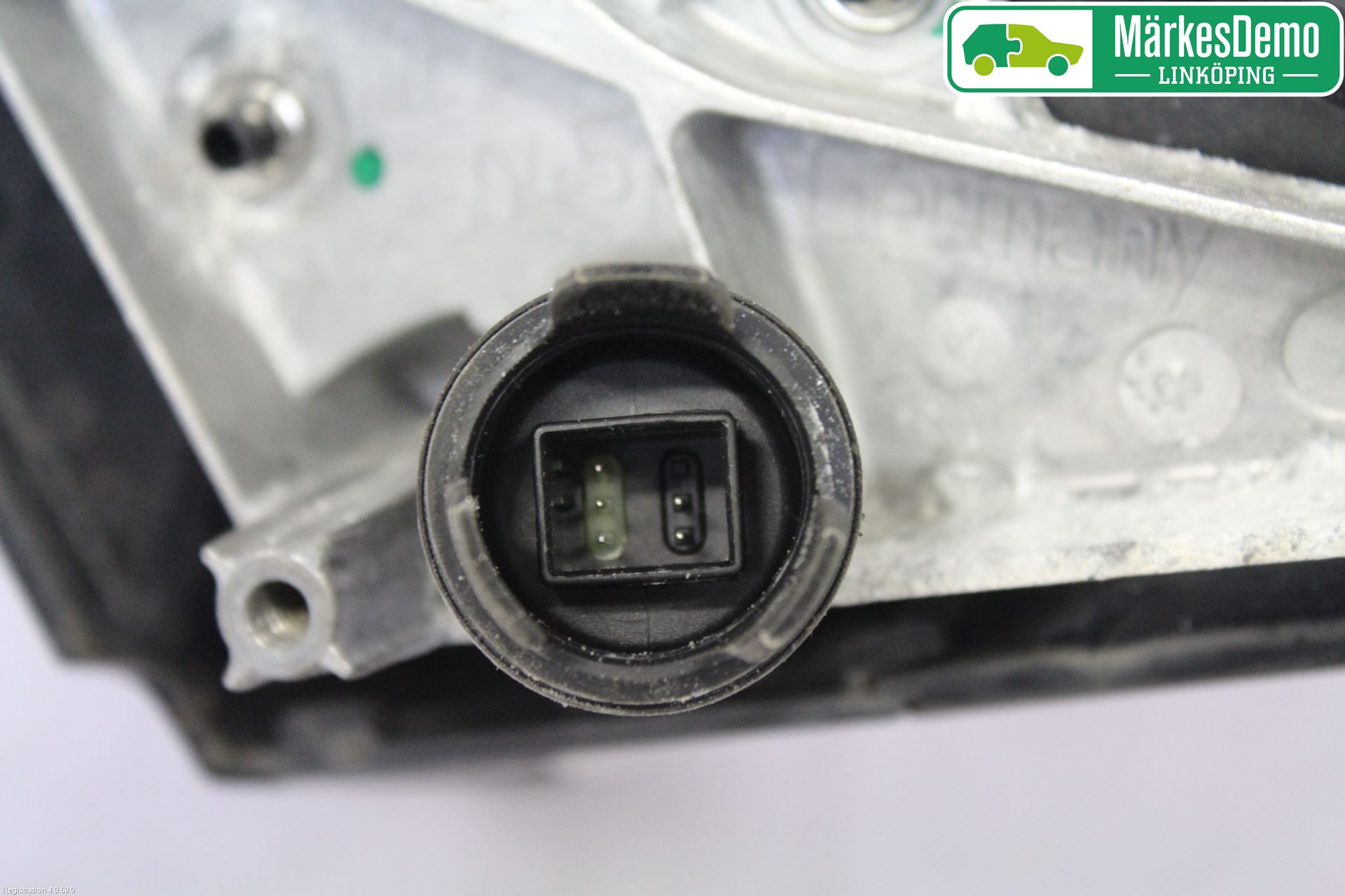 BMW 1 E87/81 5D/3D 03-11 Speil V M-El Justering