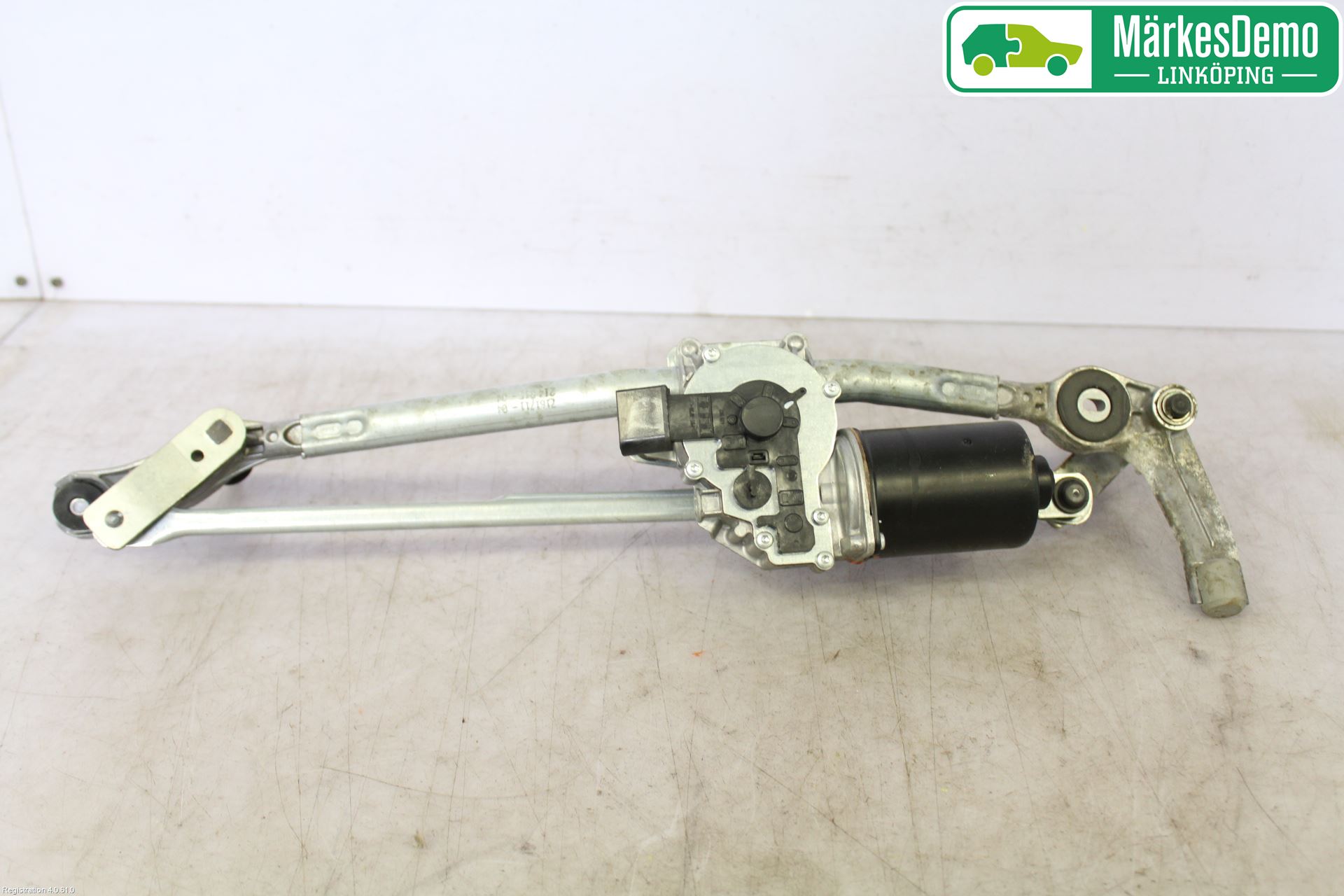BMW 3 E90/91 SED/TOU 05-12 Viskermotor Frontrute