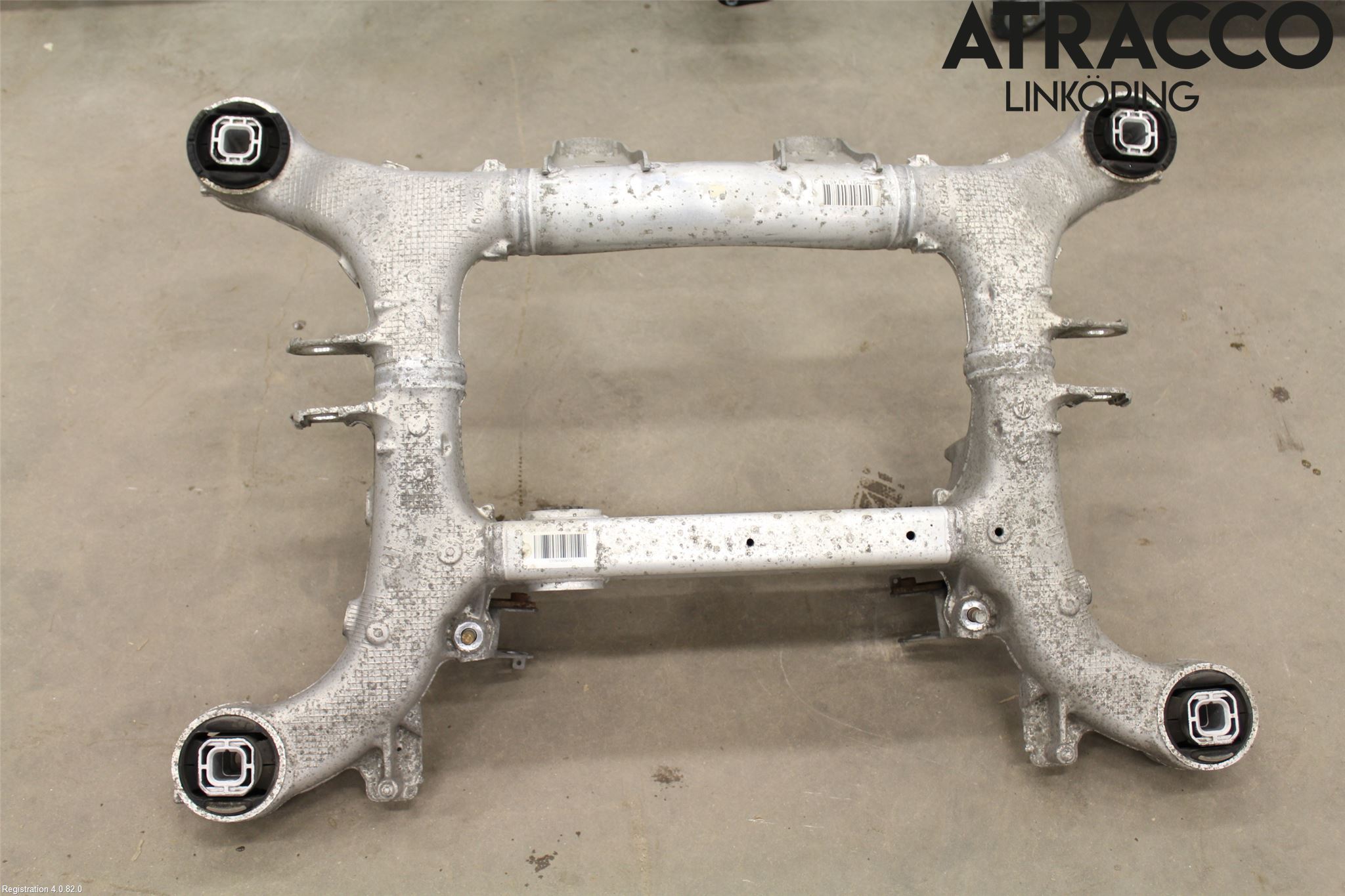 BMW 5 F10/F11/F18 09-17 Bakaksel Feste Travers-Ramme