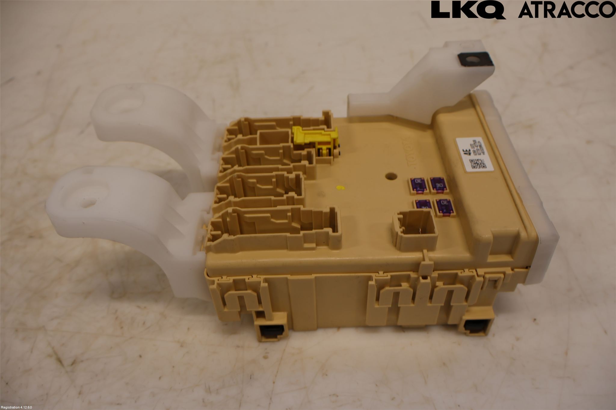 Toyota RAV4 13-18 Sikringsboks - Elsentral