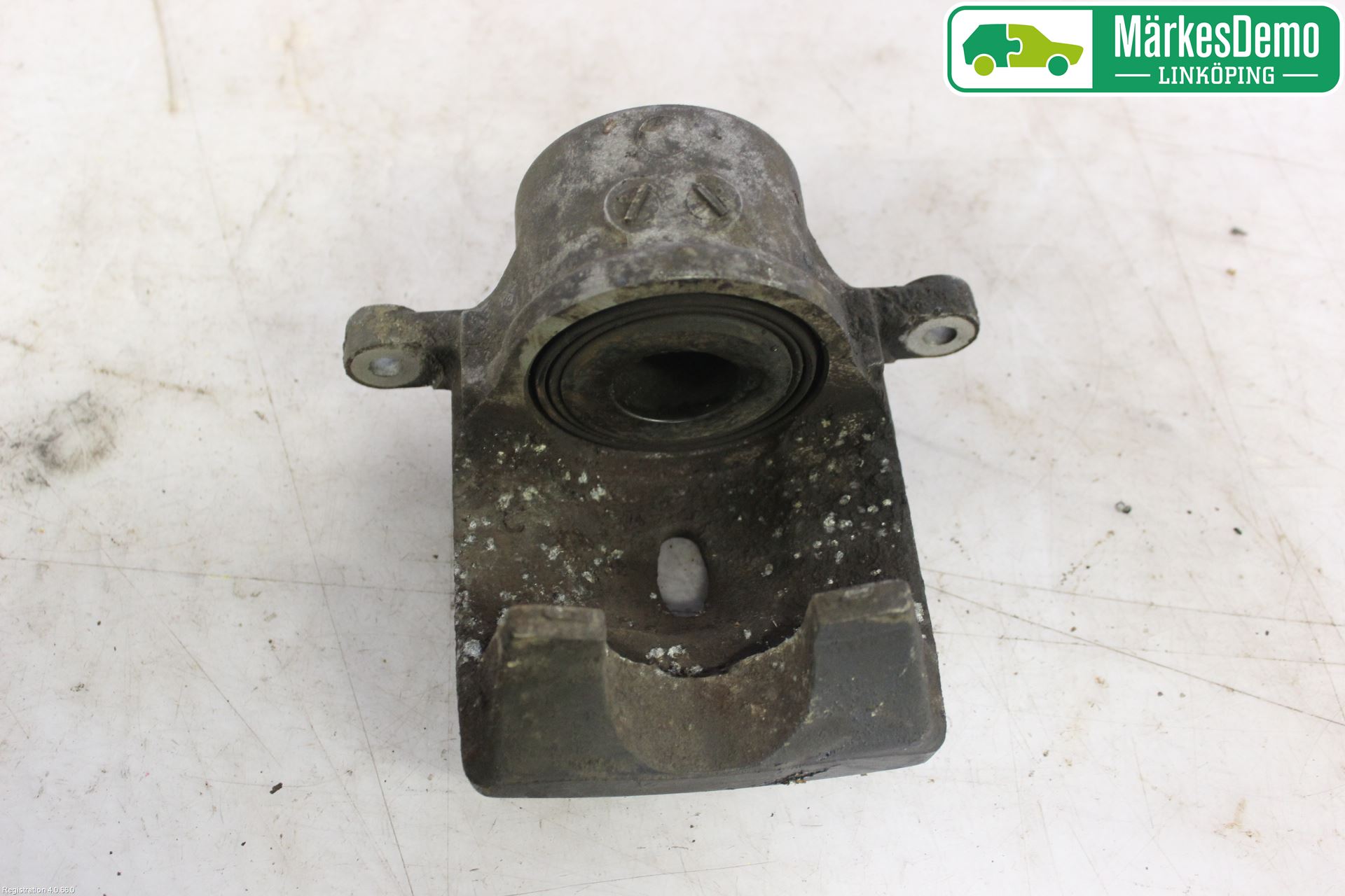 Toyota PRIUS NWH20 04-08 Bremsecaliper Foran Høyre
