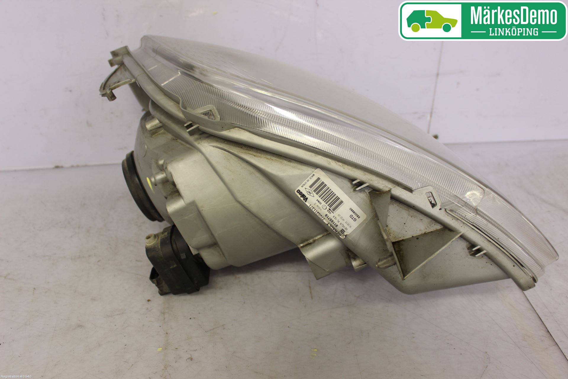 Opel VIVARO 01-14 Frontlykt Venstre