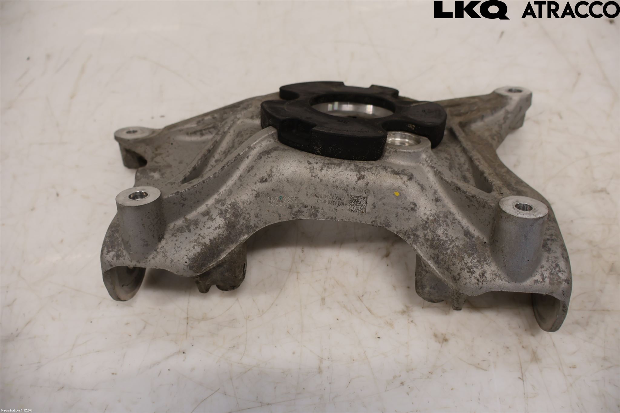 Tesla MODEL Y 21- Fjærbein Lager Foran