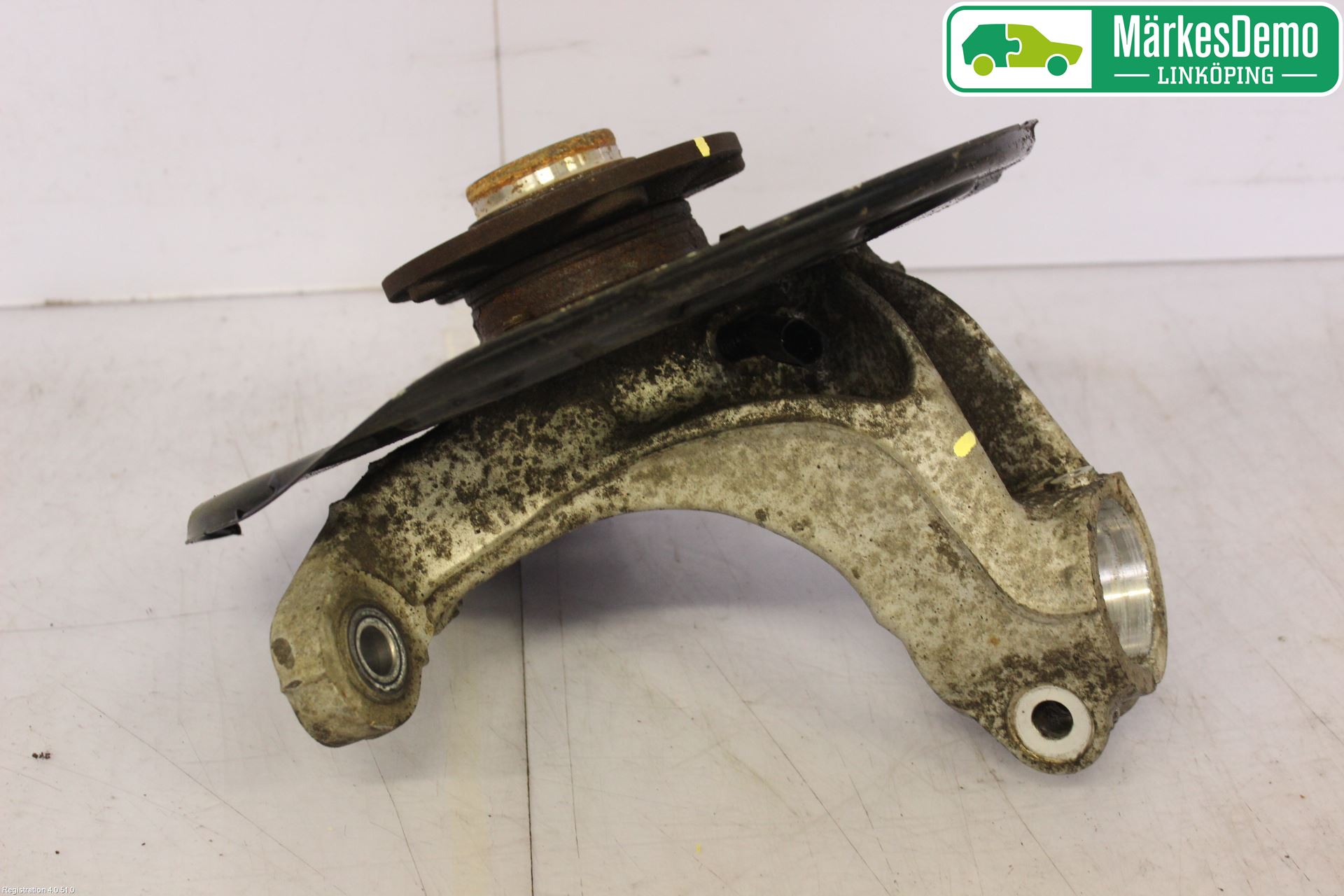 Volkswagen VW PASSAT 15-19 Spindel Vf