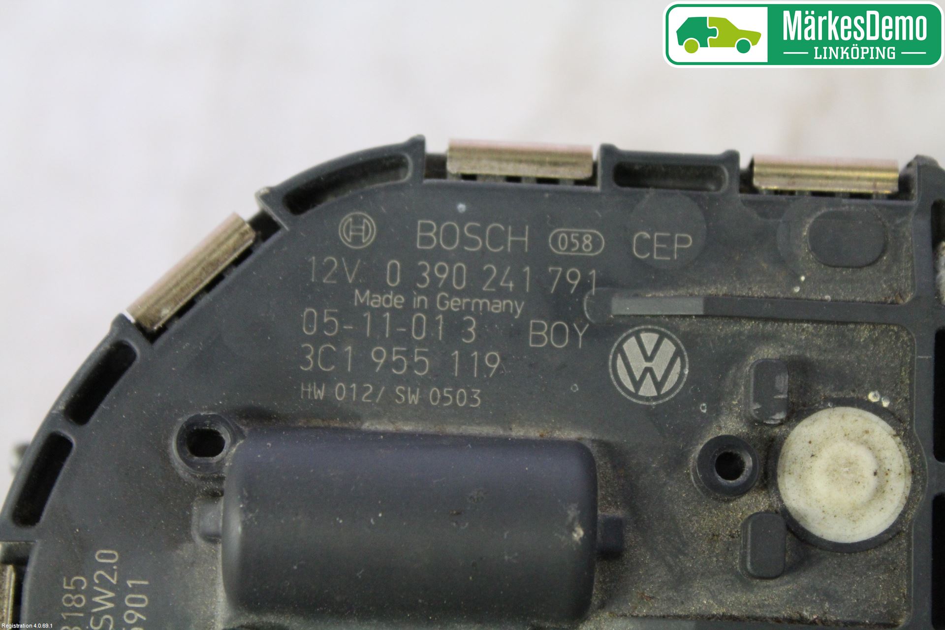 Volkswagen VW PASSAT 05-11 Viskermotor Frontrute