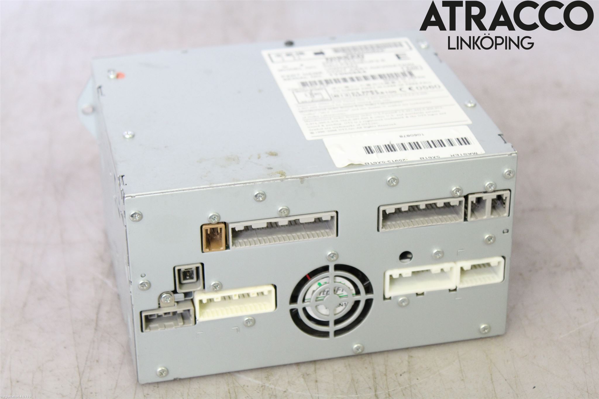Nissan NAVARA 05-16 Stereo Radio Med Cd
