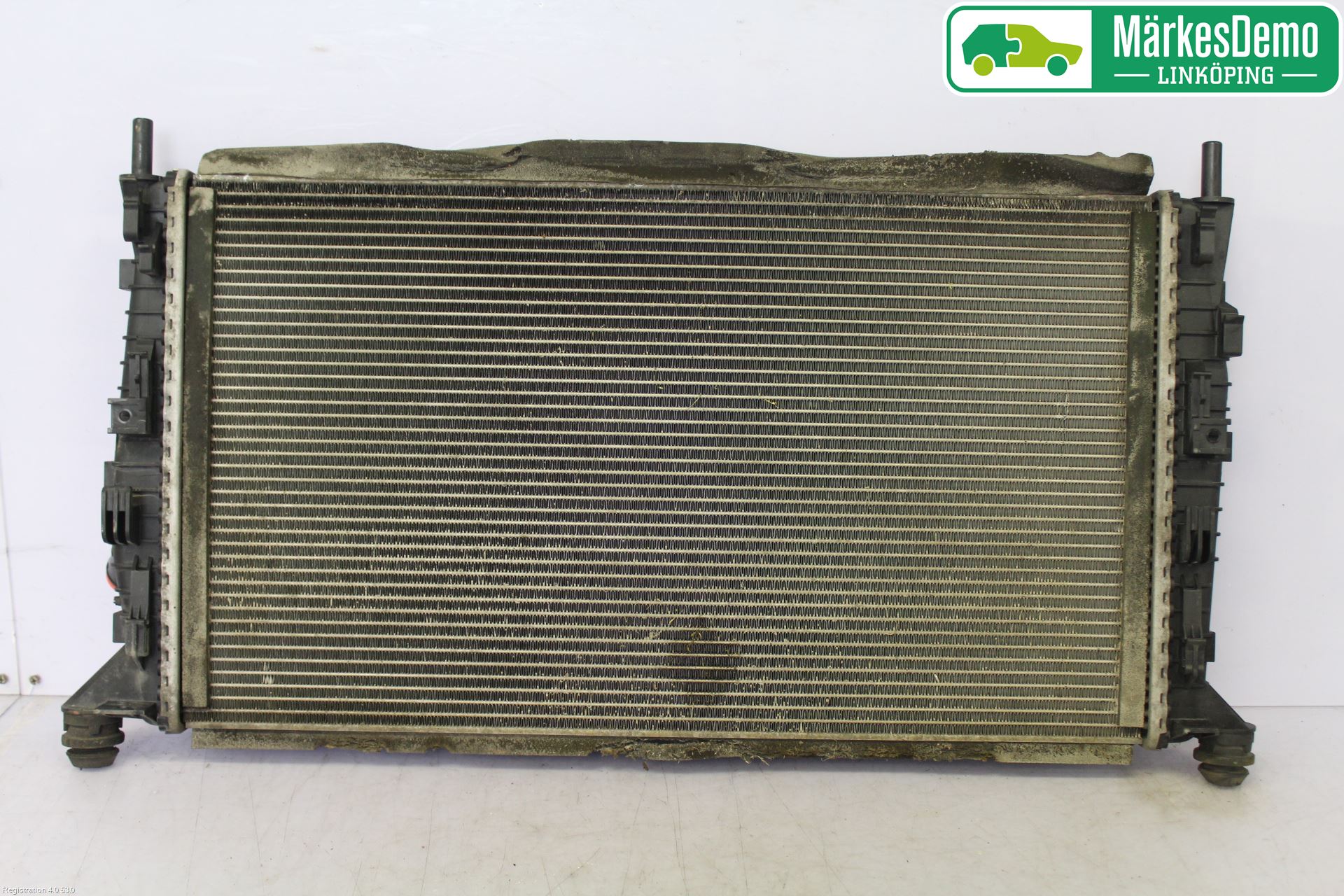 Ford FOCUS     04-07 Radiator Manuell