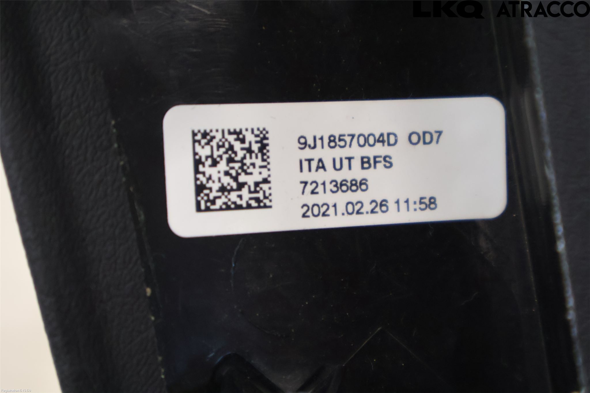 Porsche TAYCAN 20- Innr Dekor Instrbord