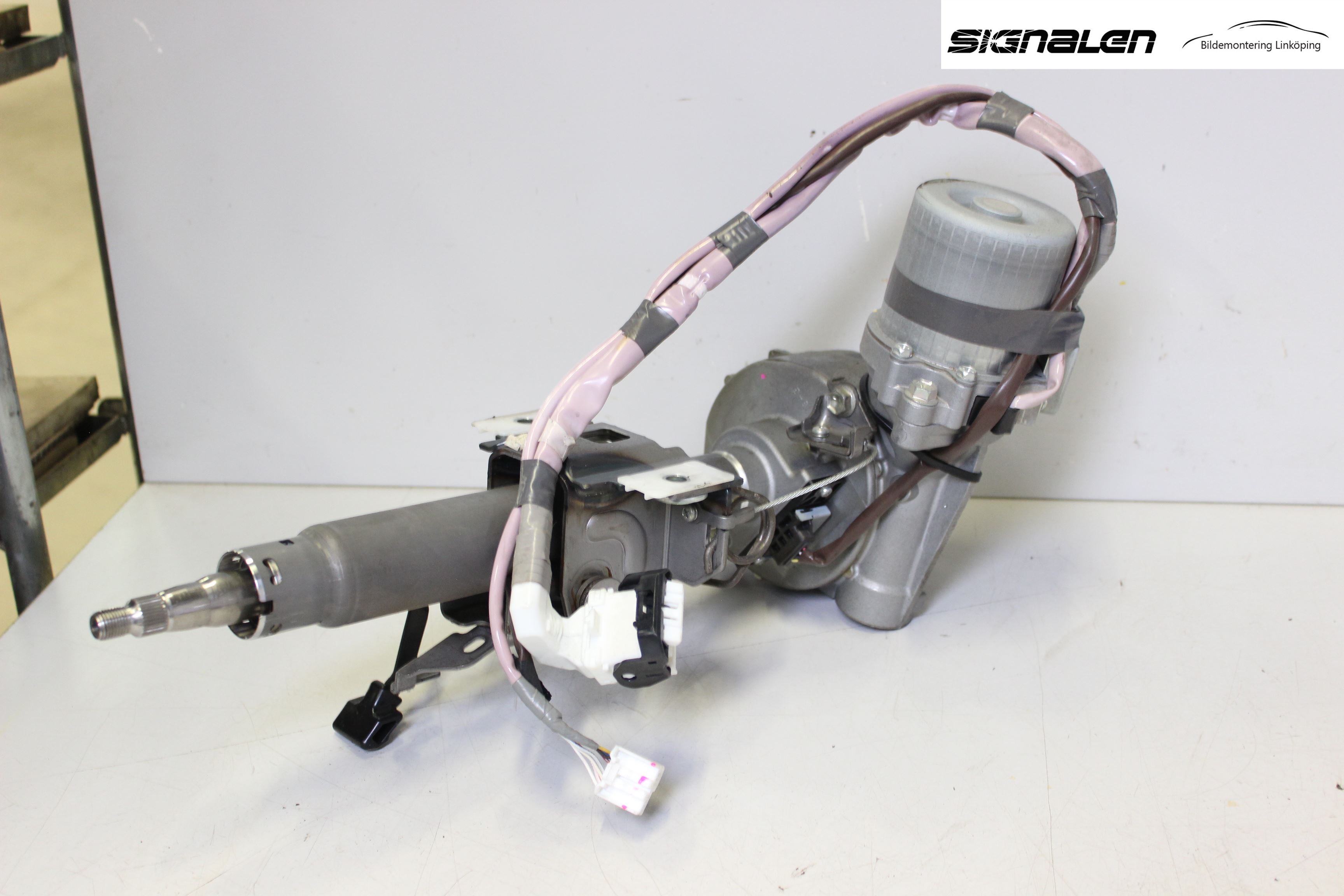 Toyota PRIUS+ ZVW40 12-20 Rattakselaggregat Innebygd Servo