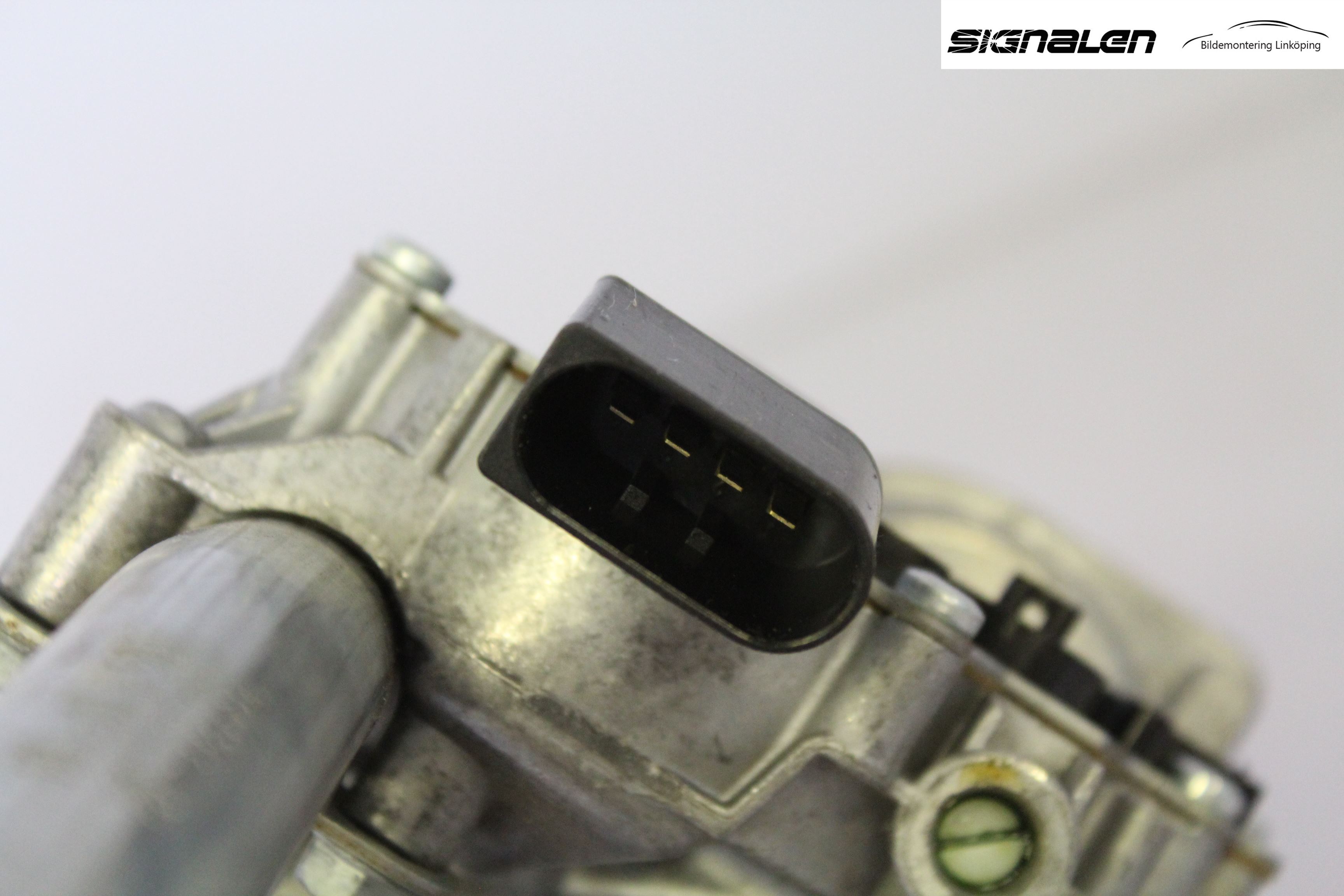 BMW 3 E90/91 SED/TOU 05-12 Viskermotor Frontrute