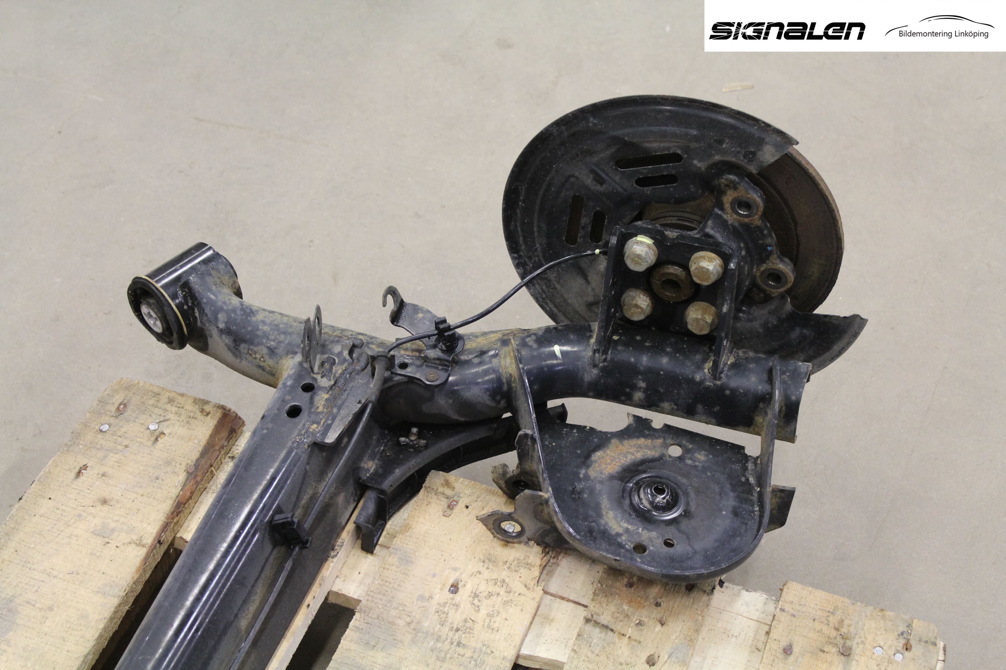 Mercedes-Benz MB CITAN (W415) 13-21 Bakaksel