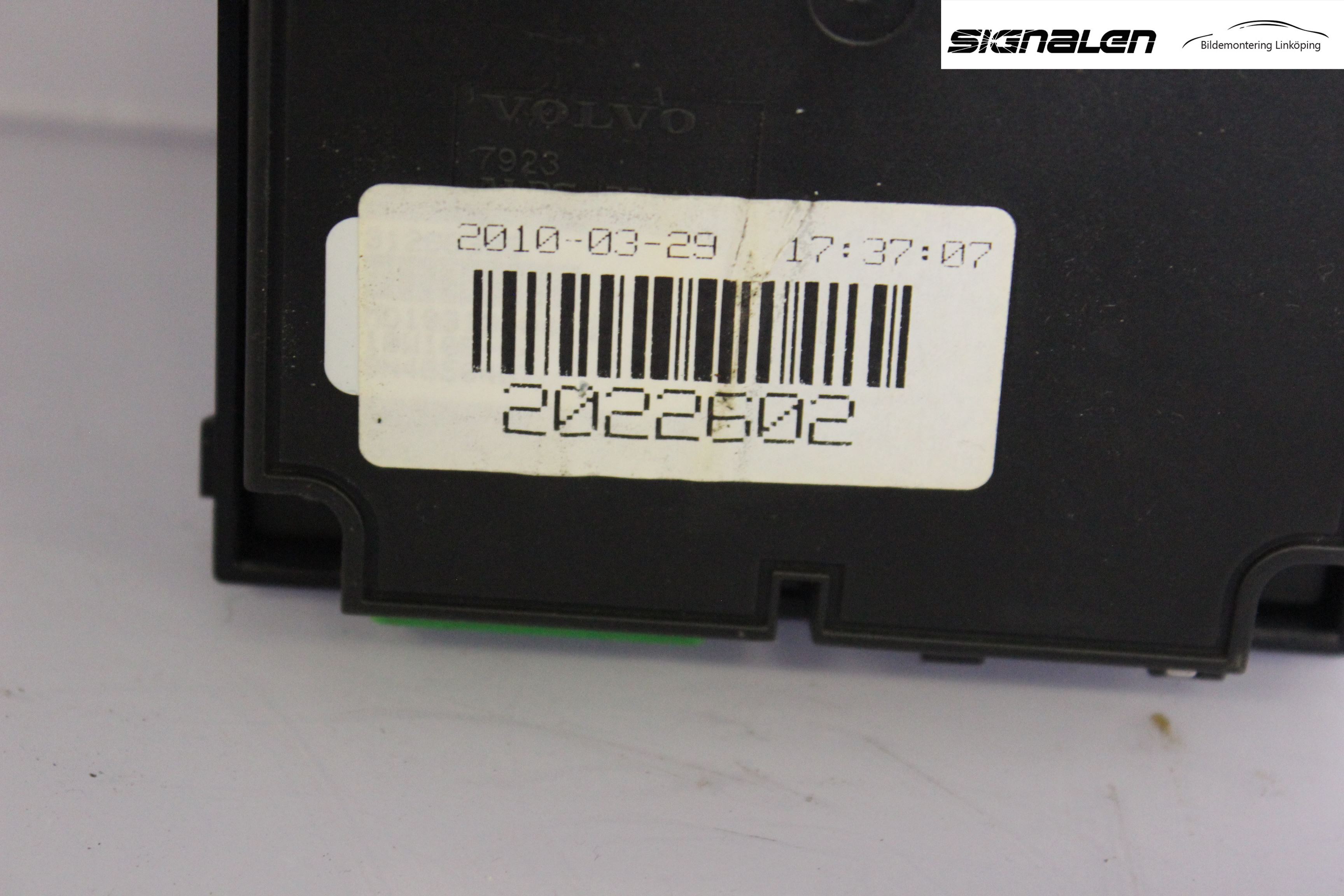 Volvo XC70 08-13 Instr Varselys - Display