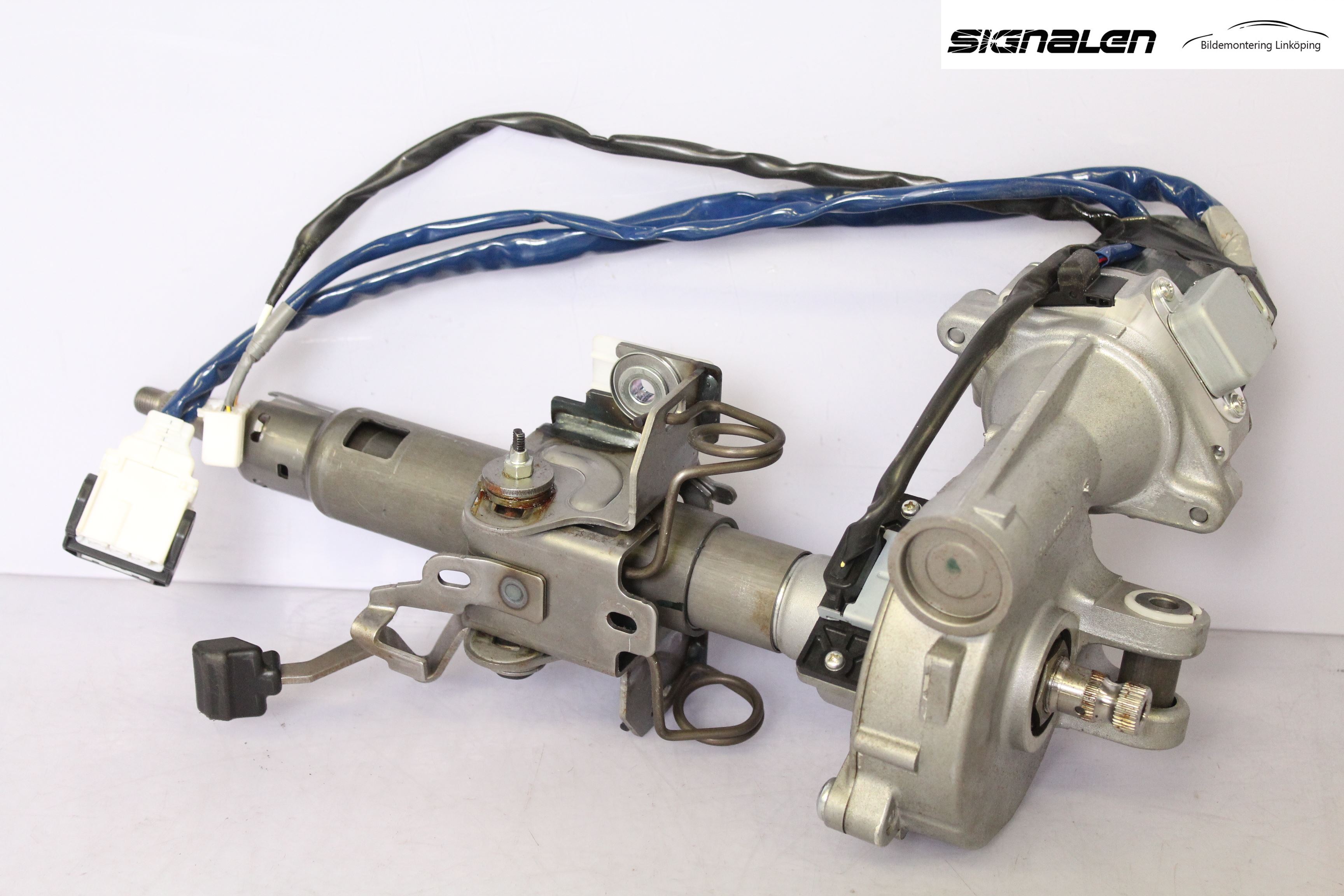 Toyota AURIS 10-12 Rattakselaggregat Innebygd Servo