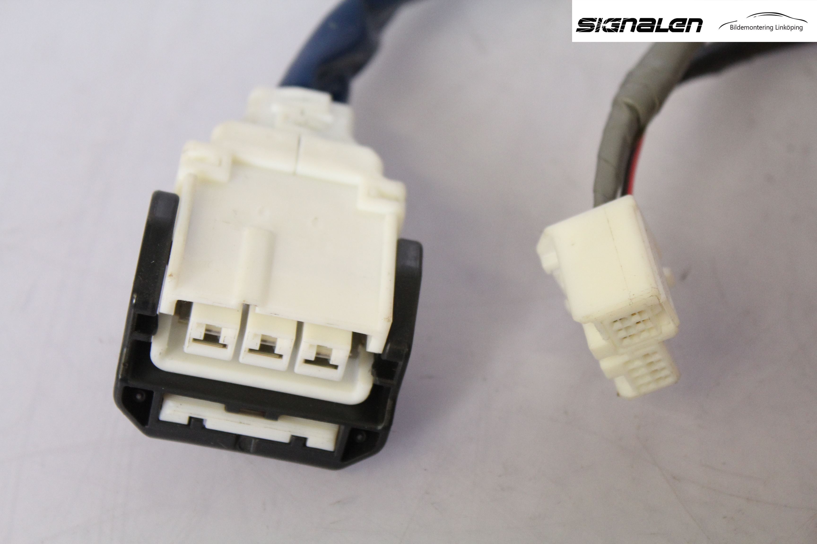 Toyota AURIS 10-12 Rattakselaggregat Innebygd Servo