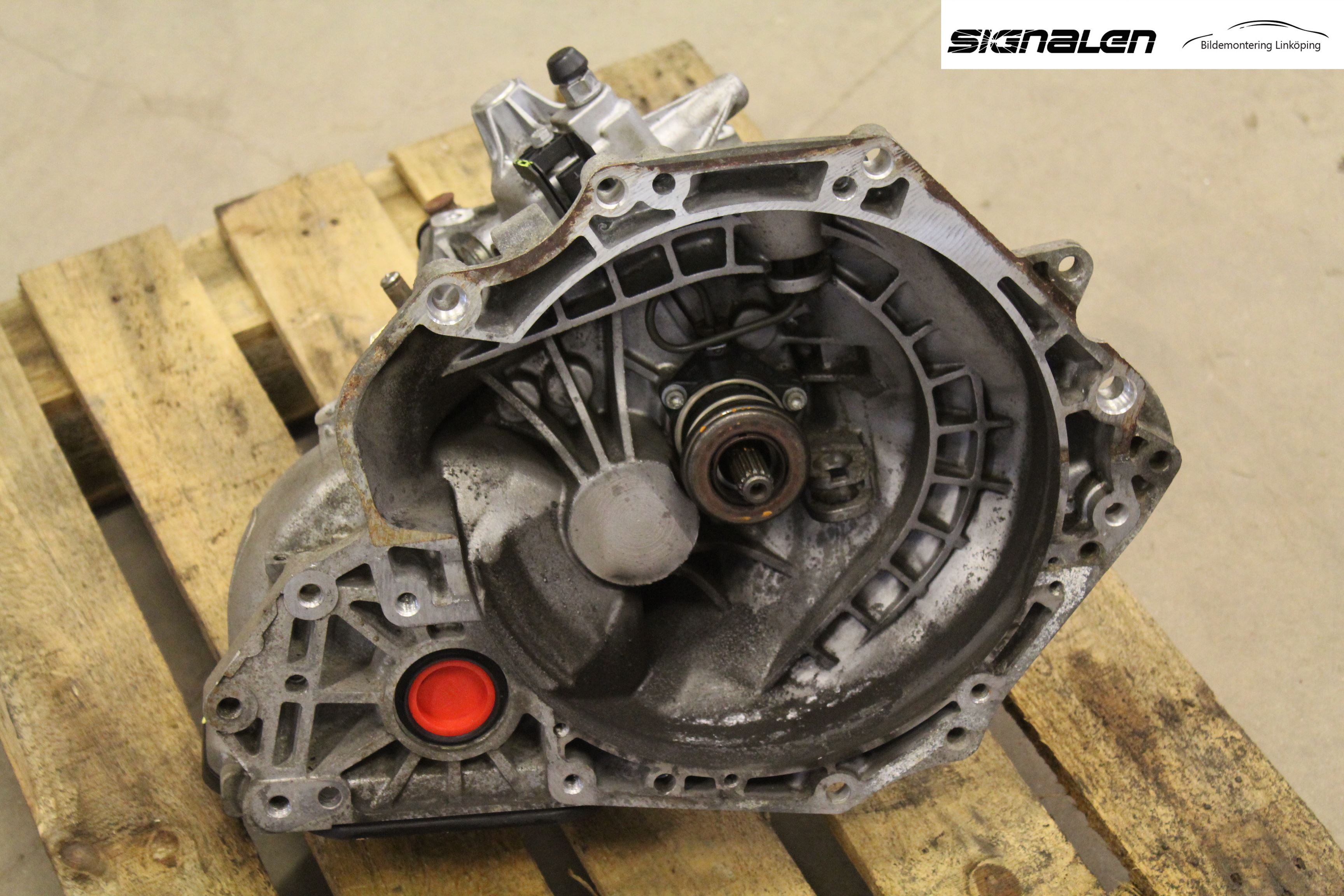 Opel CORSA D 07-14 Gearkasse 5 Trinn