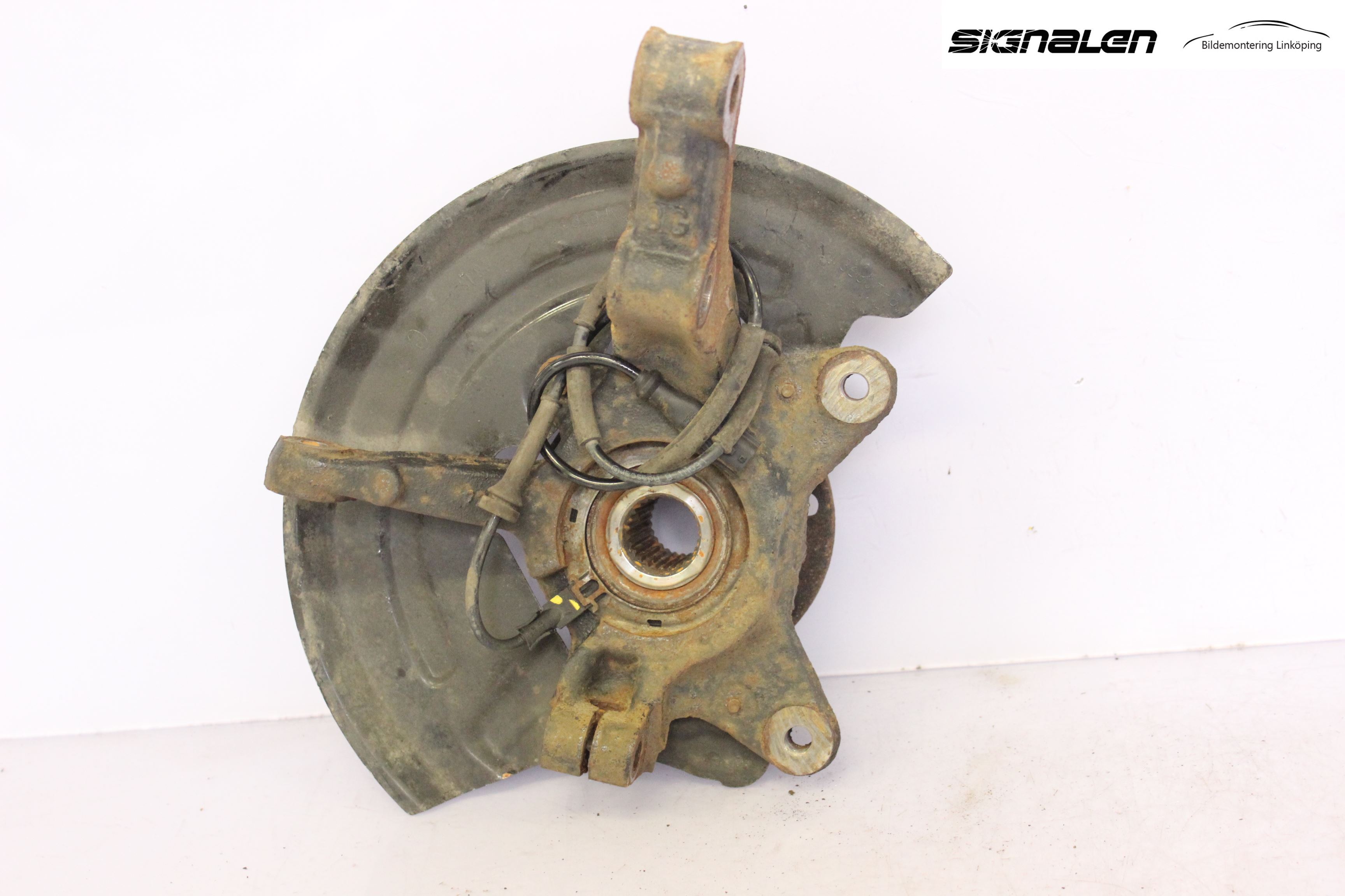 Mercedes-Benz MB CITAN (W415) 13-21 Spindel Vf