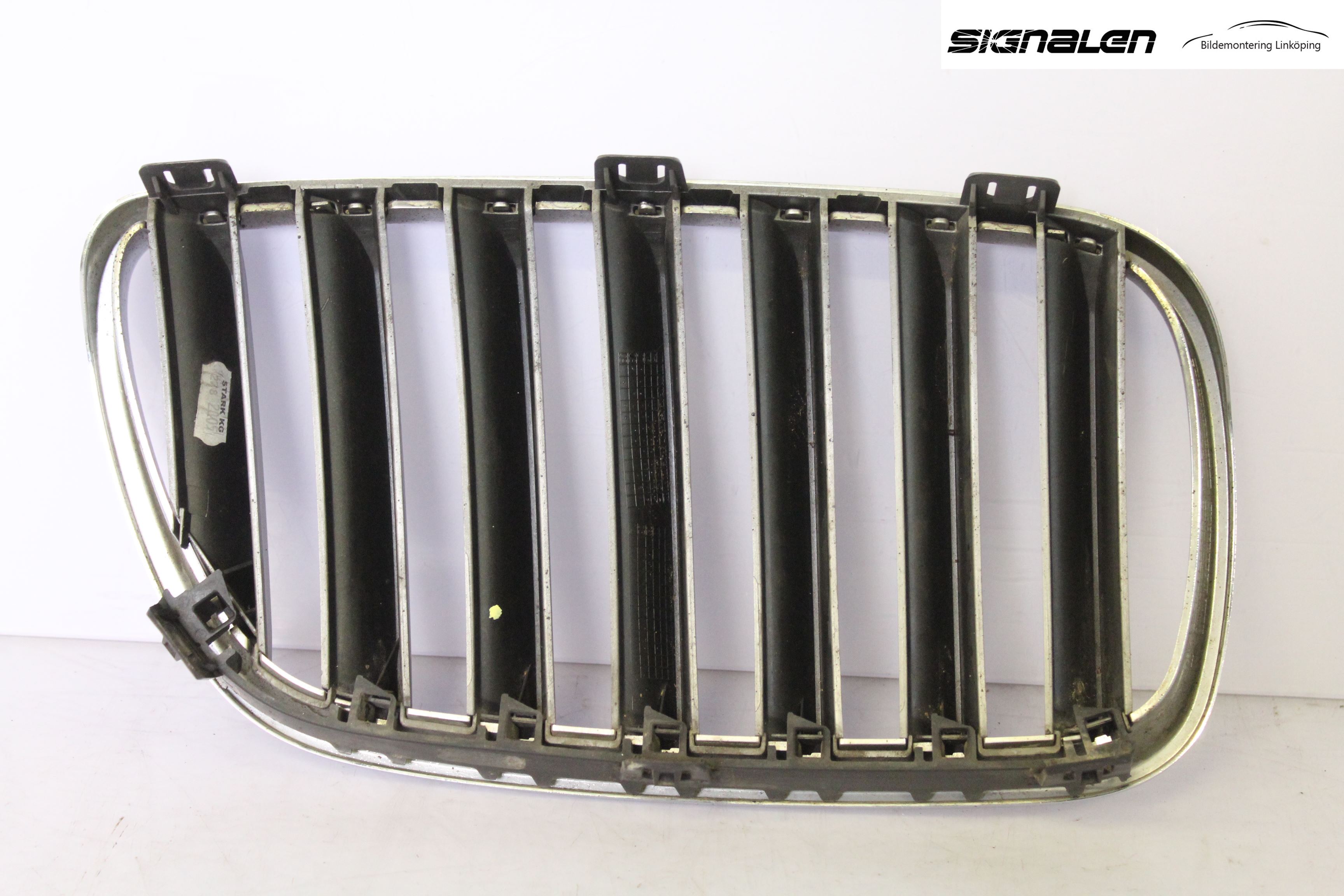 BMW X3 E83     03-10 Grilldel Venstre
