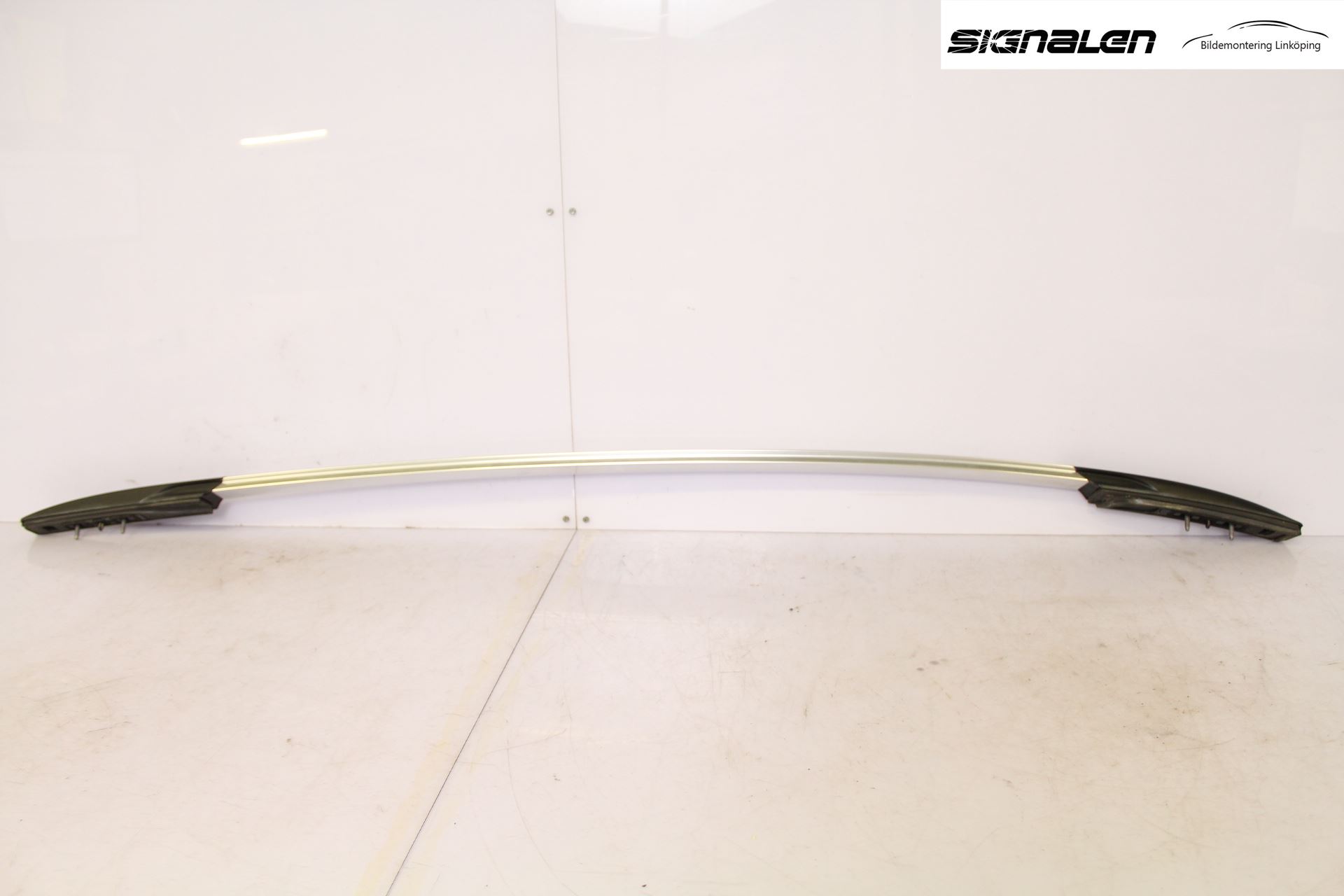 Volvo V40 CROSS COUNTRY 13-19 Takrails - Stativ