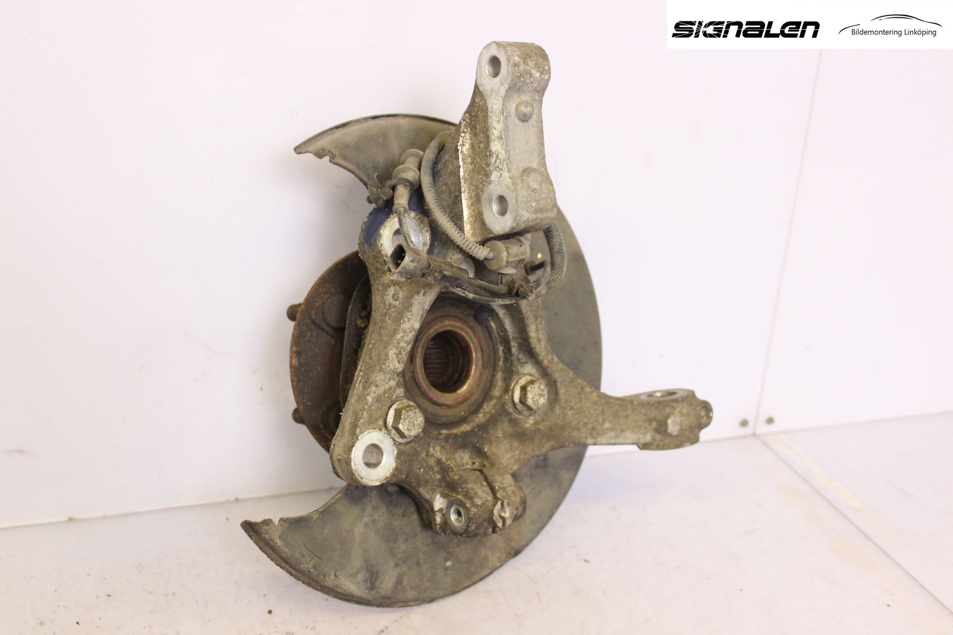 Opel INSIGNIA 09-16 Spindel Hf