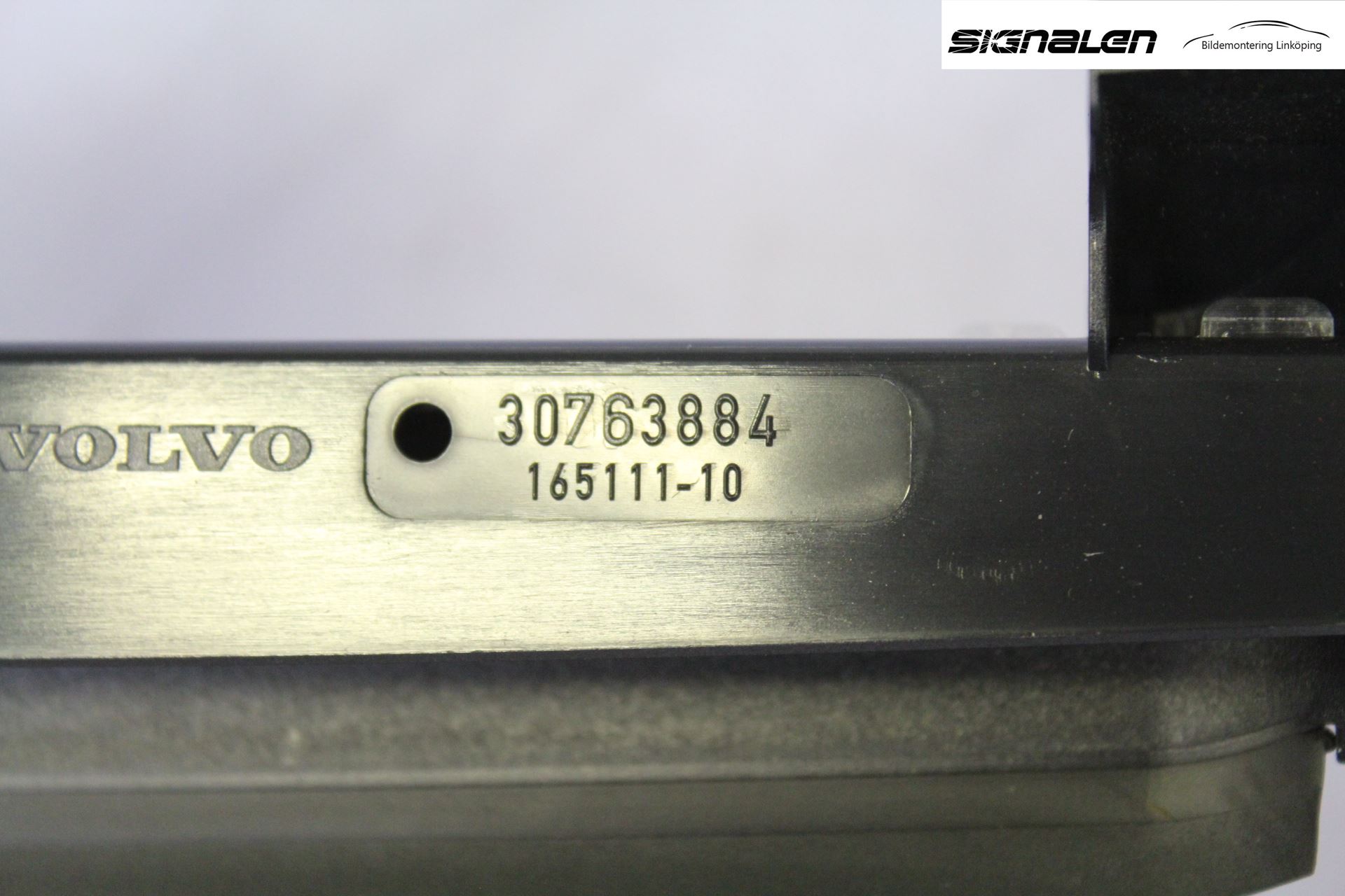 Volvo XC70 08-13 Bremselys Bakrute
