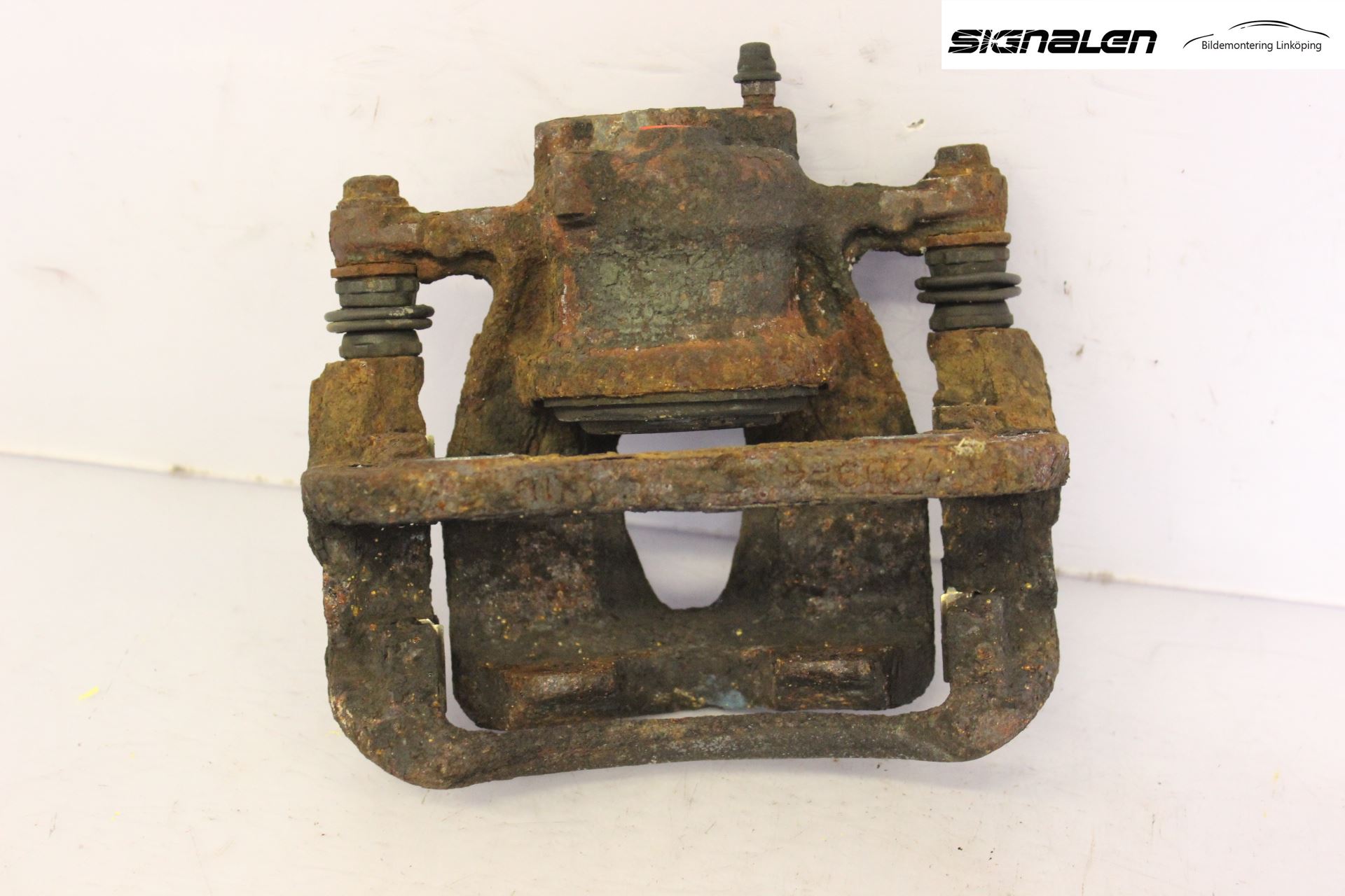 Opel CORSA C    00-06 Bremsecaliper Foran Høyre