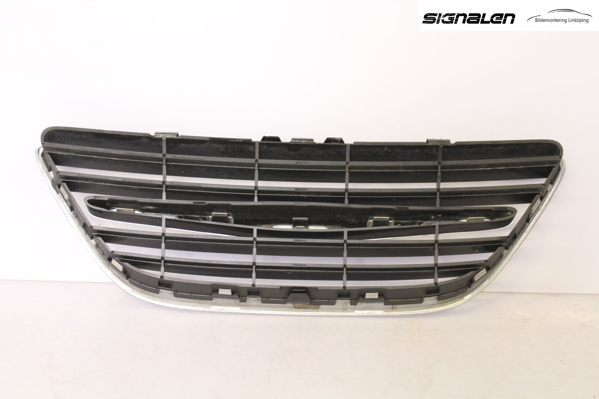 Saab 9-3 VER 2 Grilldel Midt
