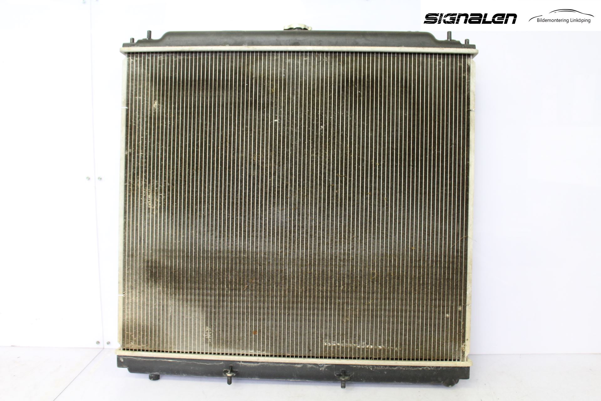 Nissan NAVARA 05-16 Radiator Manuell