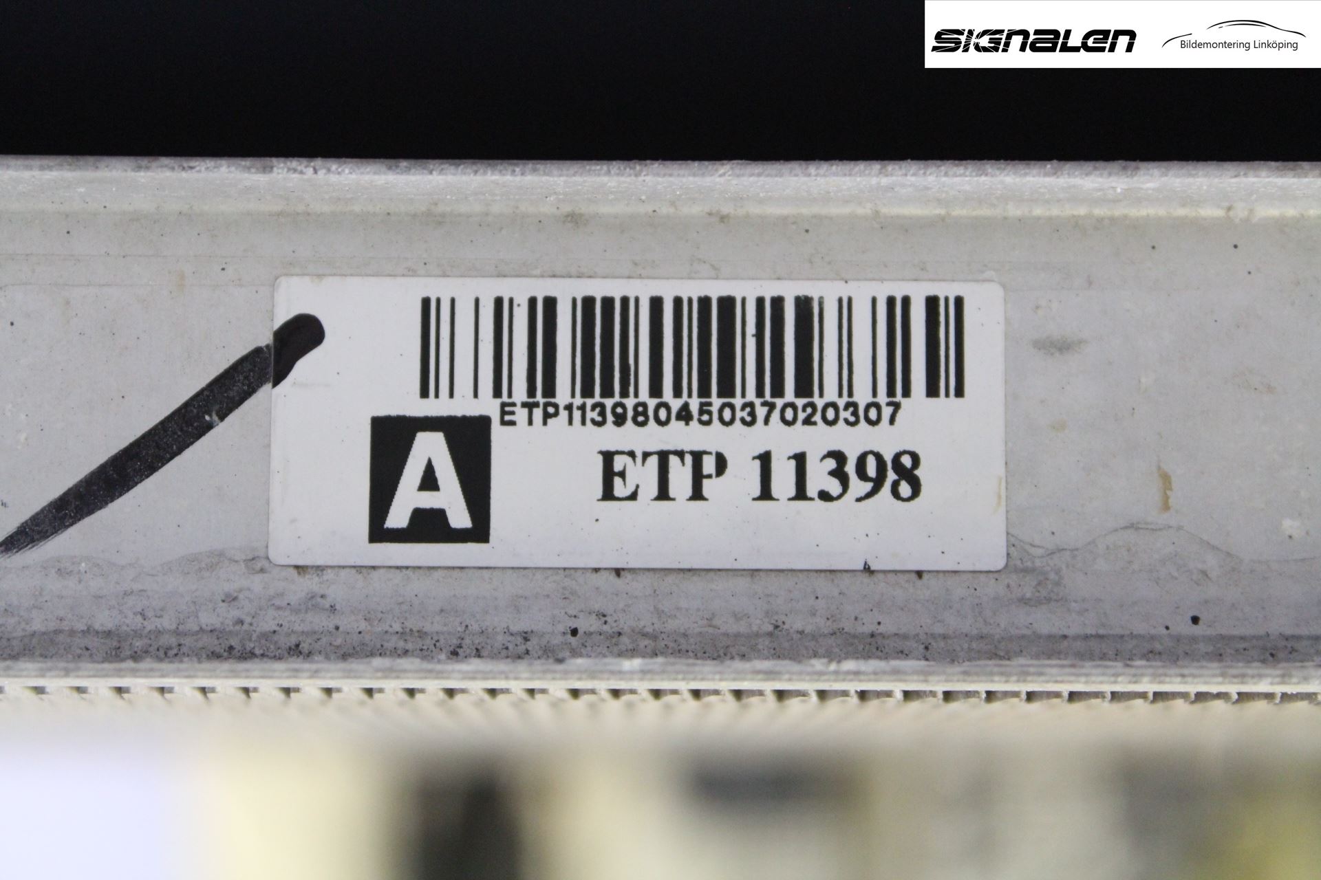 Nissan NAVARA 05-16 Radiator Manuell