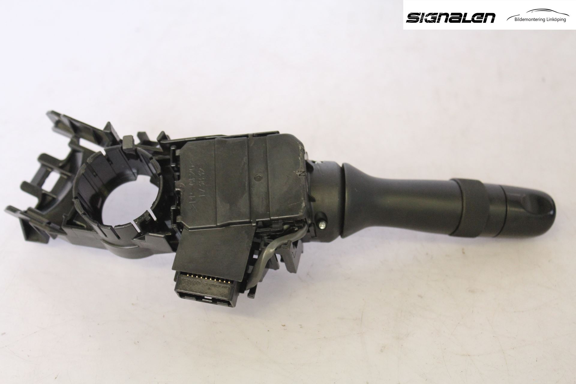Toyota AURIS 07-09 Bryter Ratt Blinklys - Lys