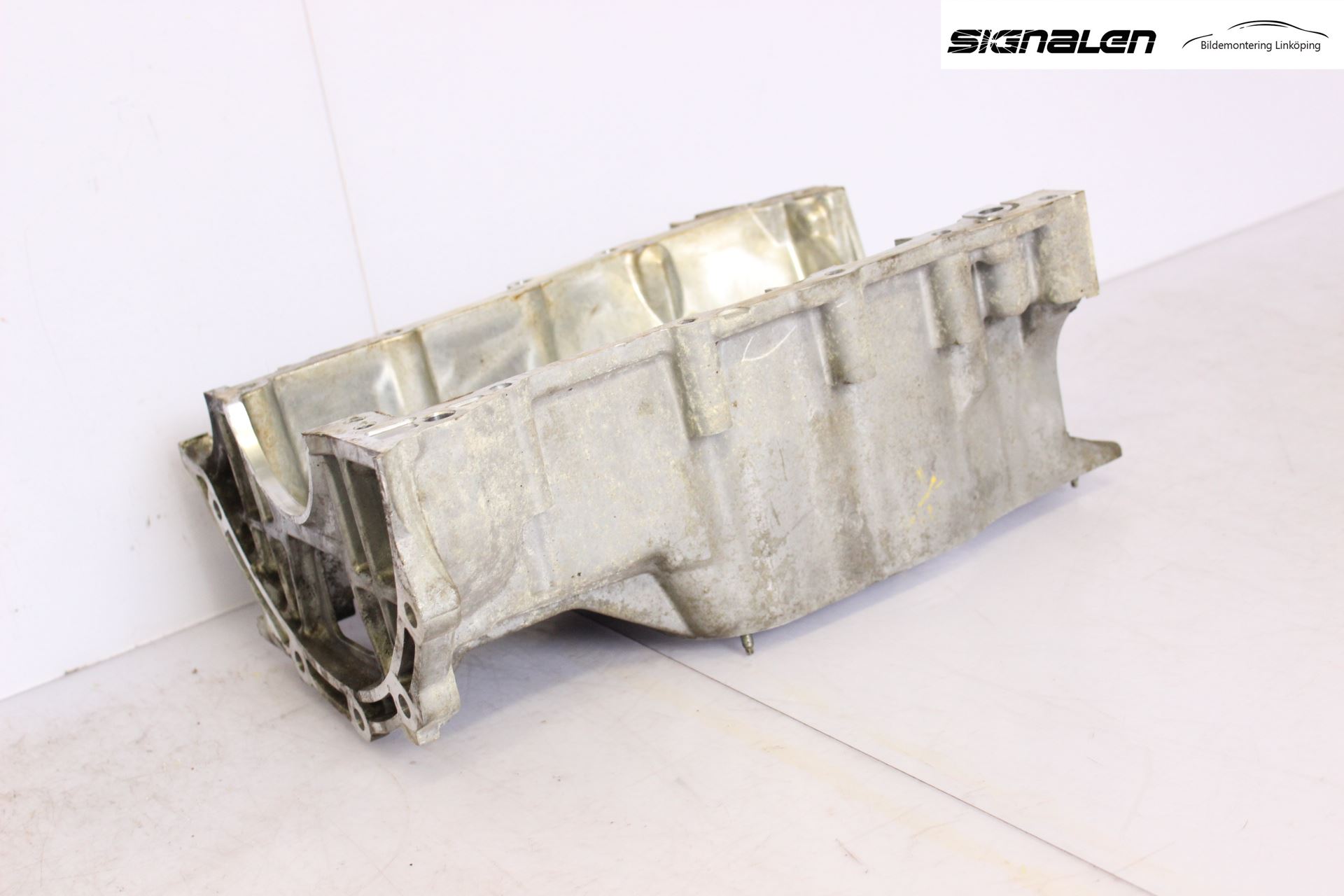 Toyota VERSO 09-18 Bunnpanne