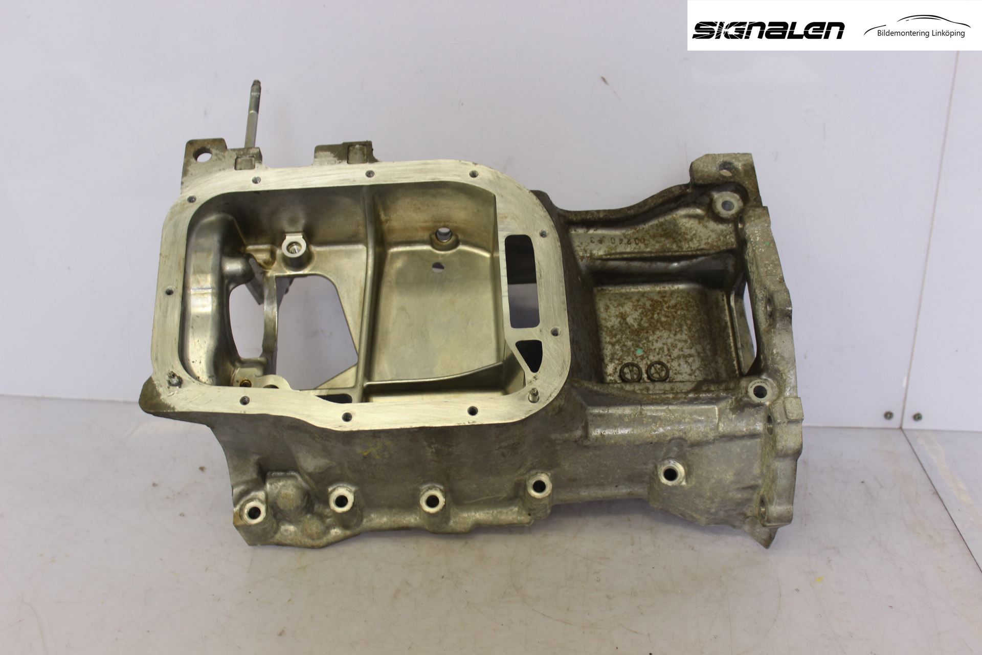 Toyota VERSO 09-18 Bunnpanne