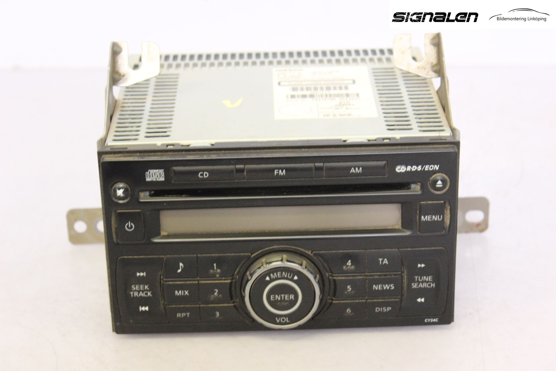 Nissan NAVARA 05-16 Stereo Radio Med Cd